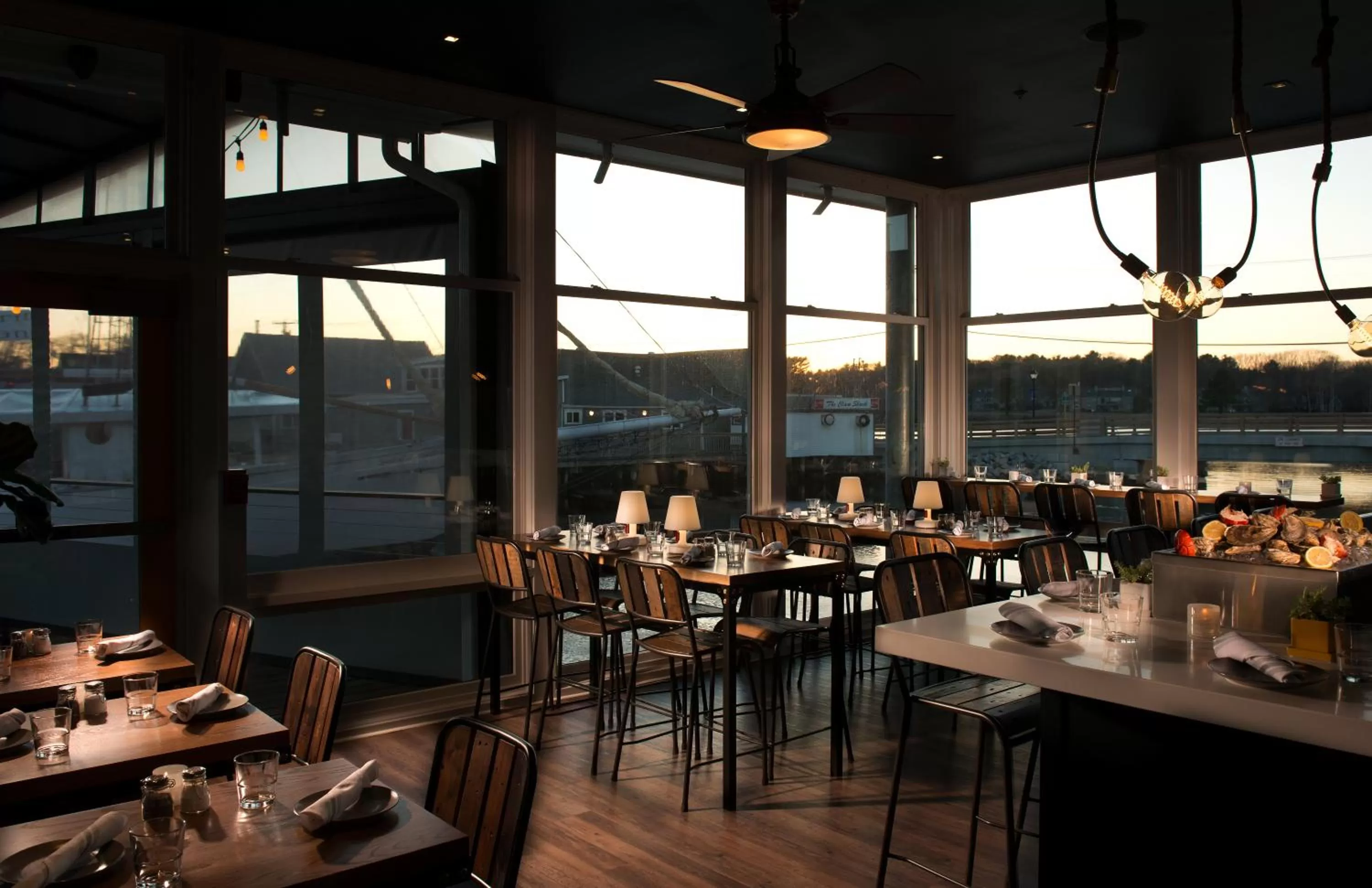 Restaurant/places to eat in The Boathouse