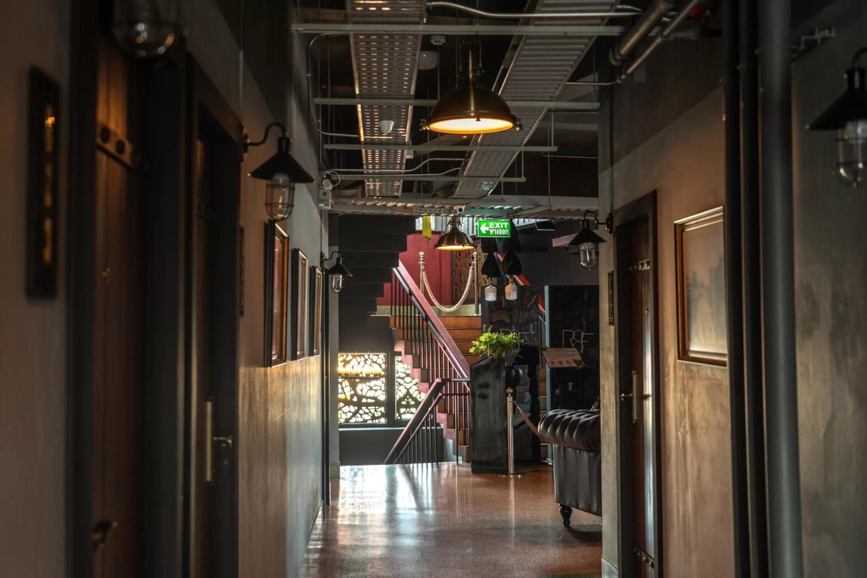 Decorative detail in W22 by Burasari