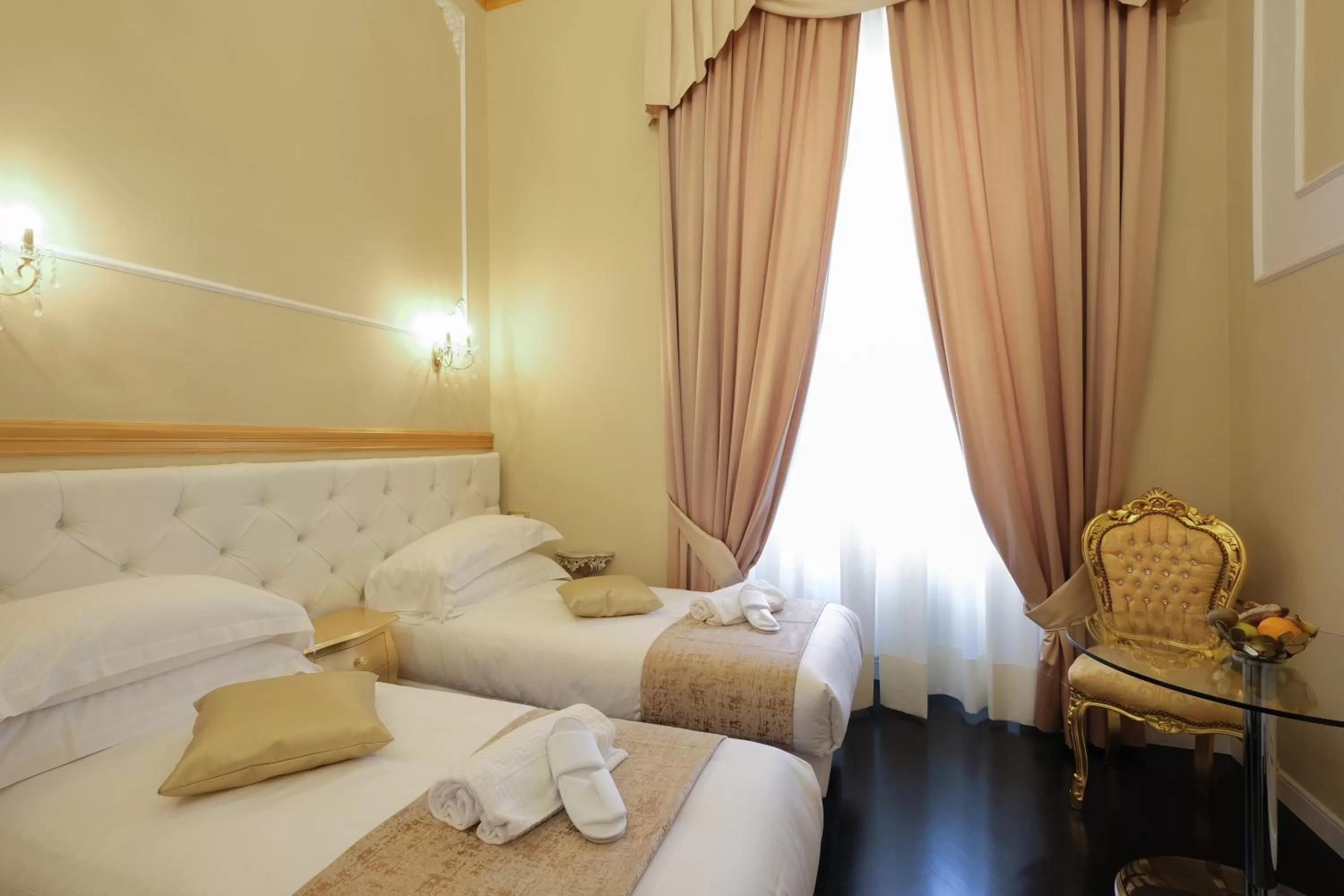 Bedroom, Bed in B&B Kingsman