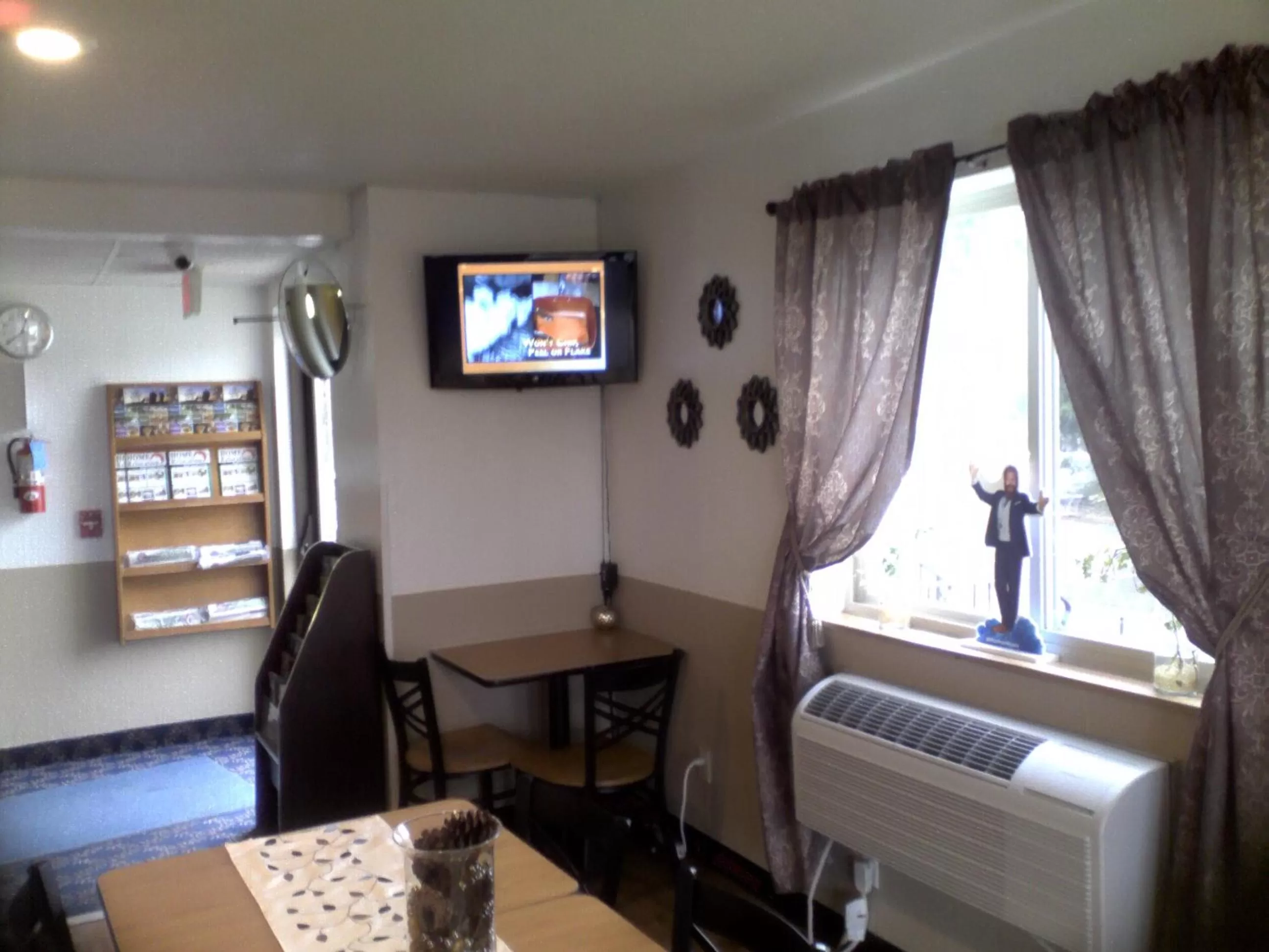 Lobby or reception in Super 8 by Wyndham Sidney NY