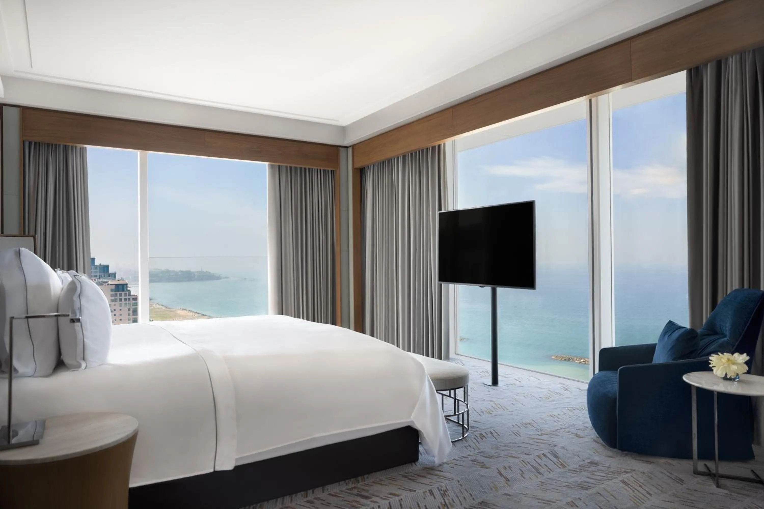 Bed in The David Kempinski Tel Aviv