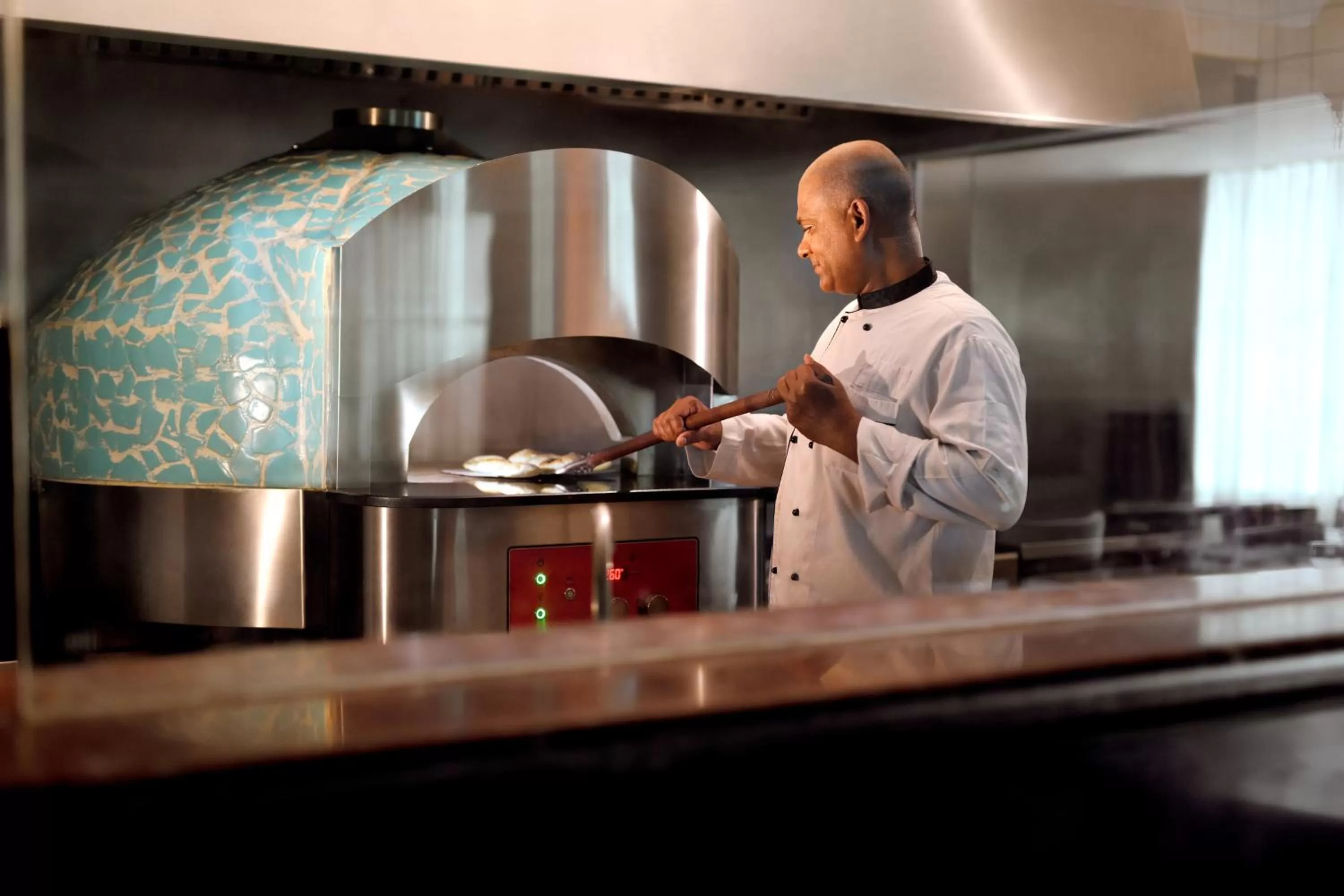 Restaurant/places to eat in Mövenpick Hotel Karachi