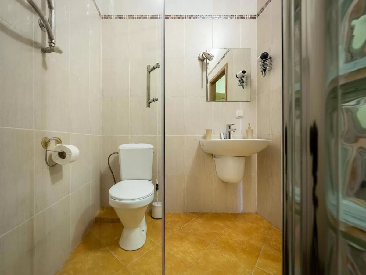 Bathroom in Park Hotel