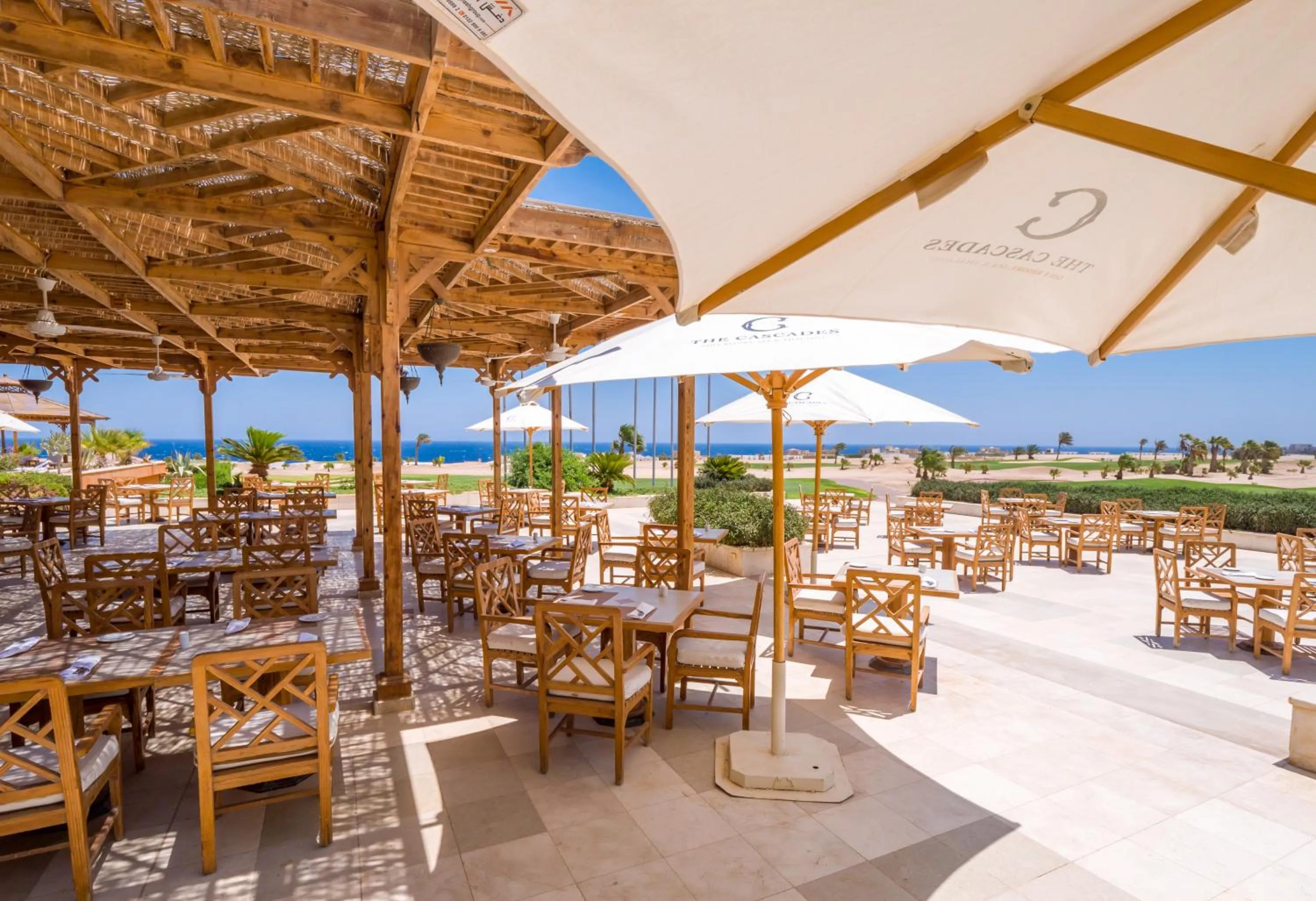 Restaurant/places to eat in The Cascades Golf Resort, Spa & Thalasso