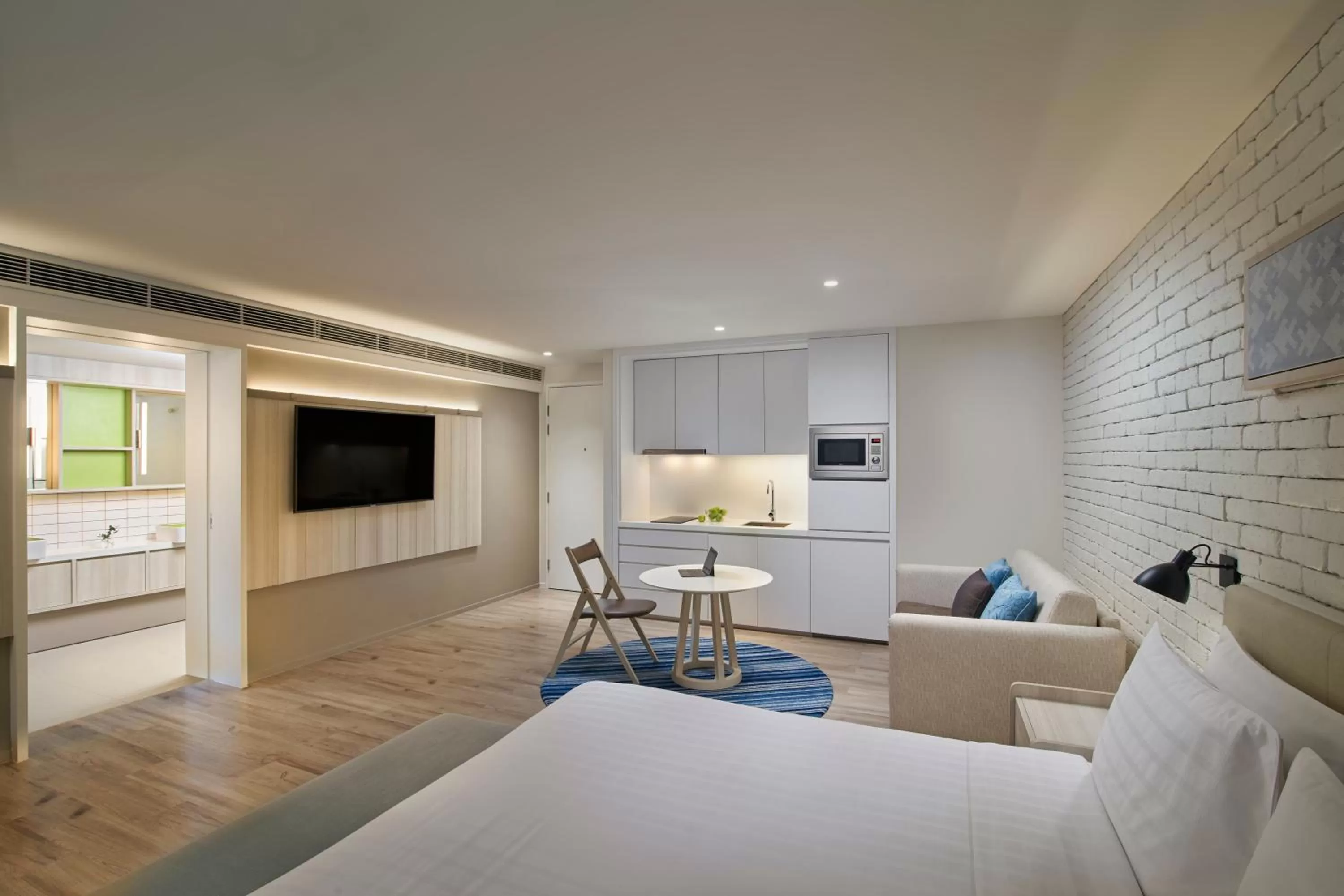 Photo of the whole room, Bed in Shama Yen-Akat Bangkok