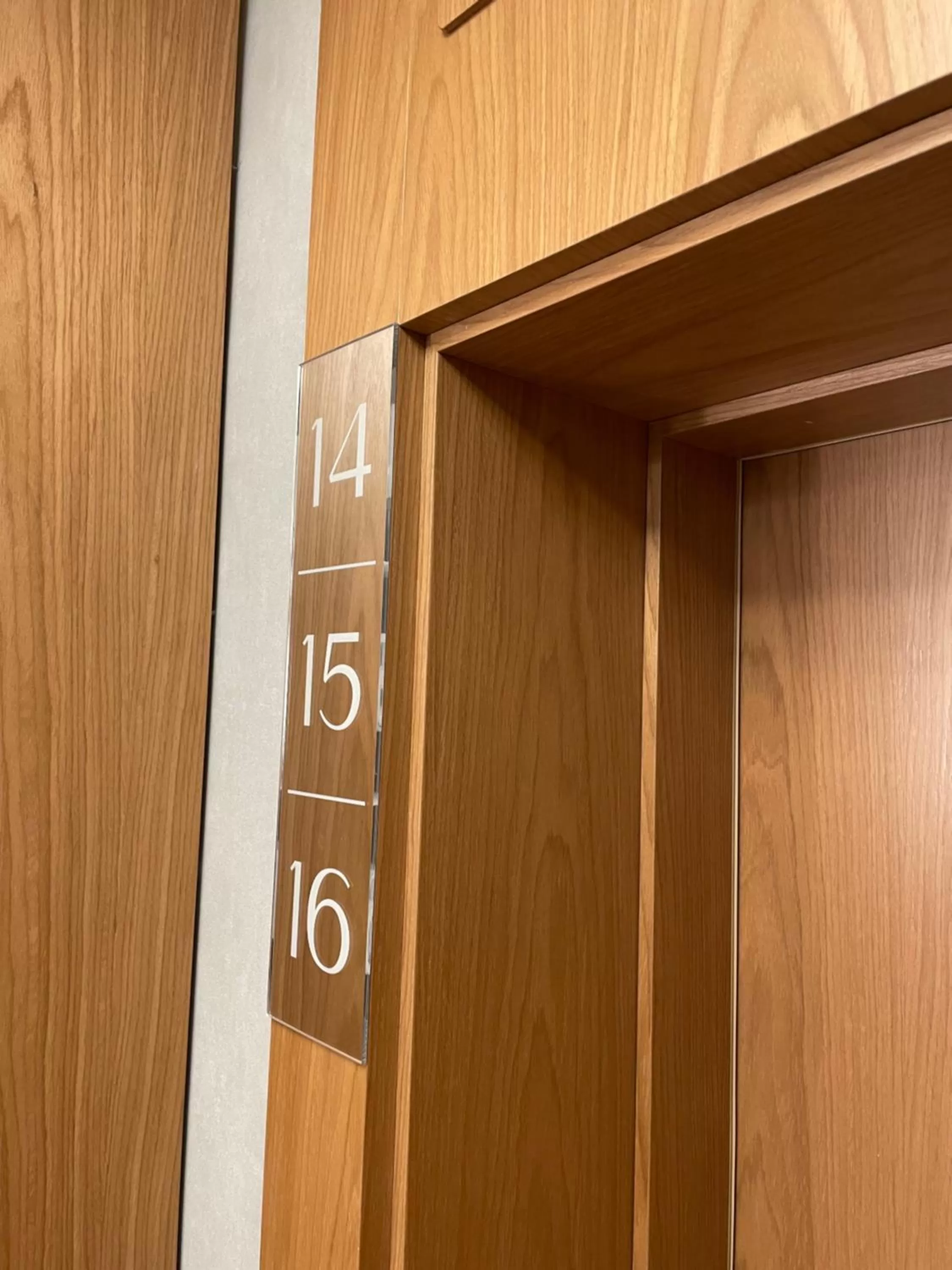 Logo/Certificate/Sign in Art Boutique