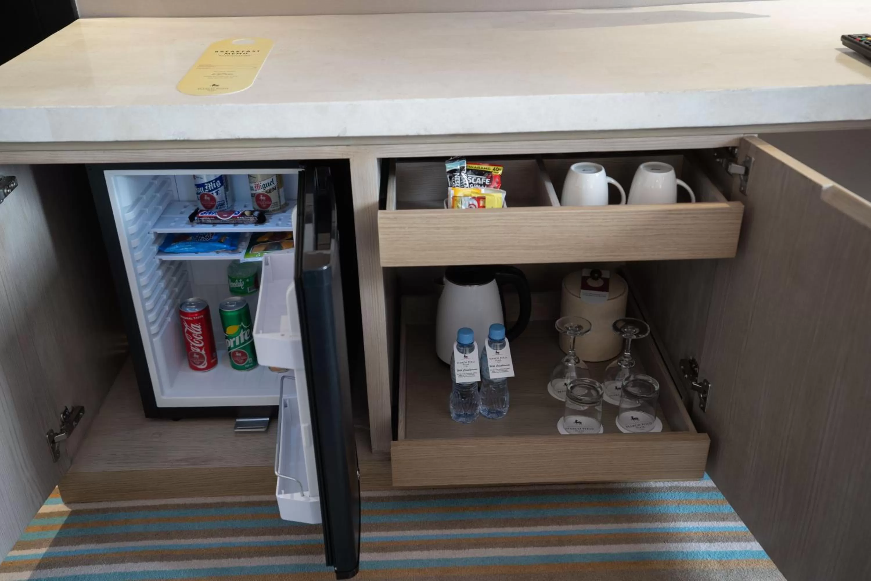 Coffee/tea facilities in Marco Polo Plaza Cebu