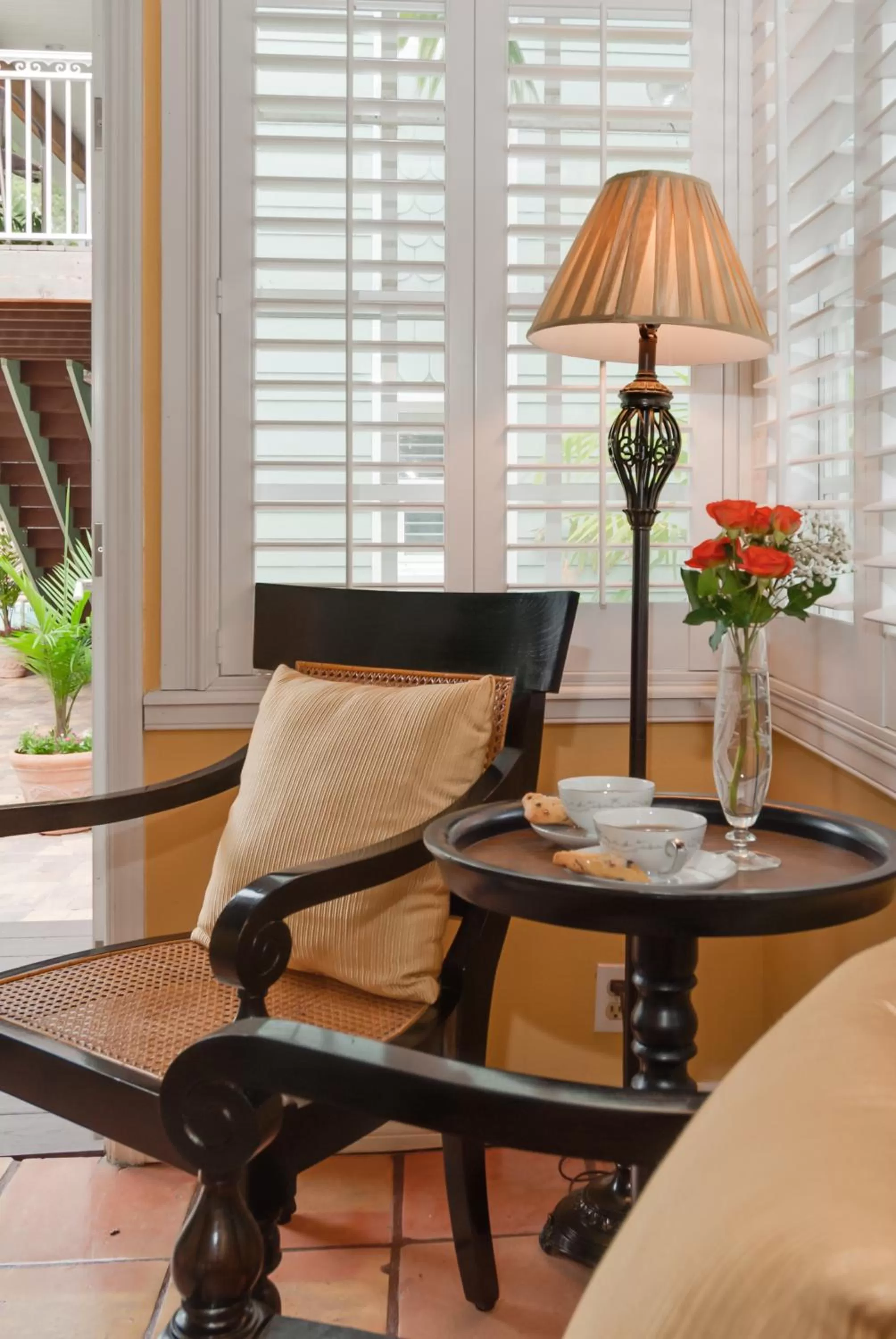 Bedroom, Seating Area in SeaGlass Inn Bed and Breakfast