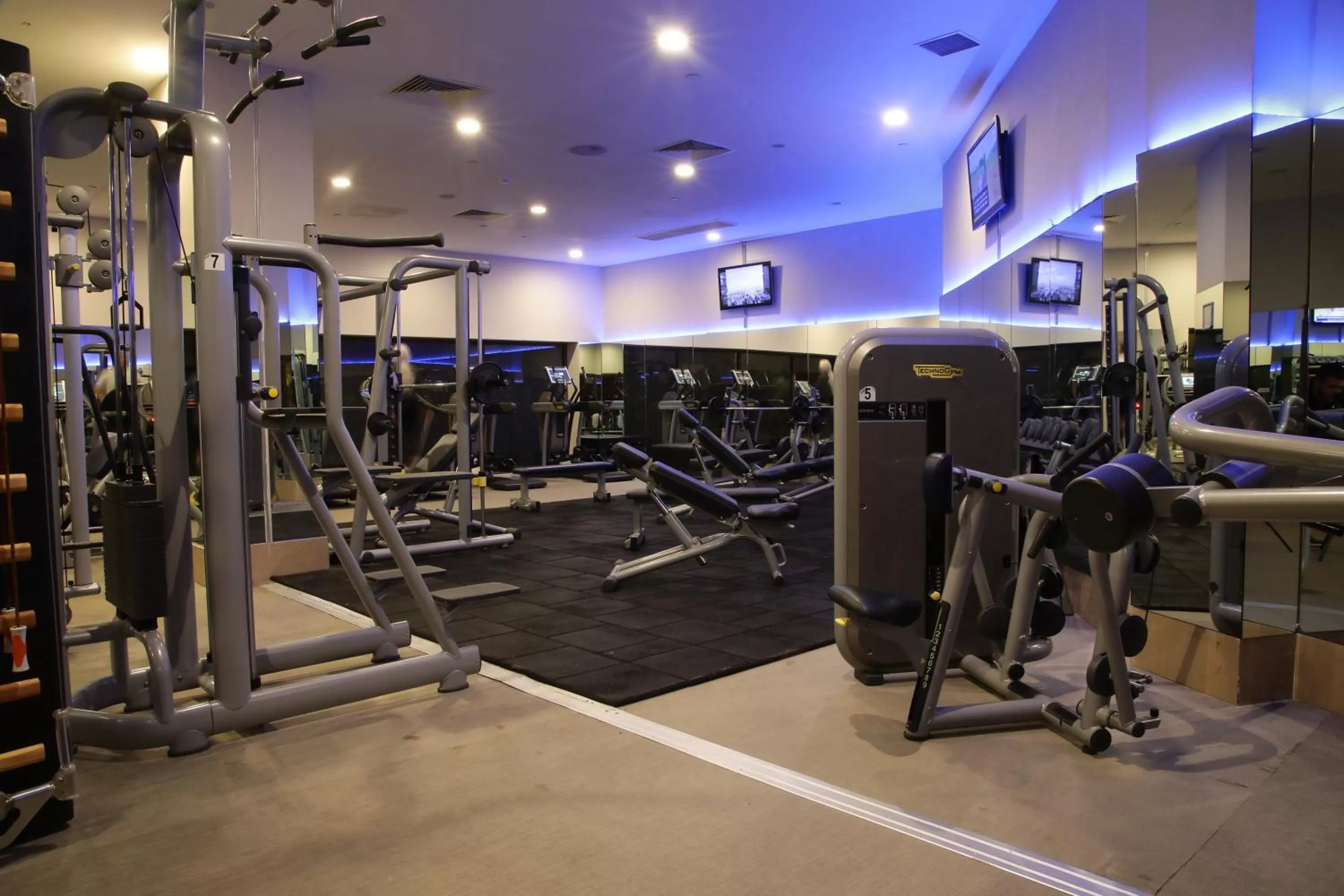 Fitness centre/facilities in Cevahir Hotel Istanbul Asia