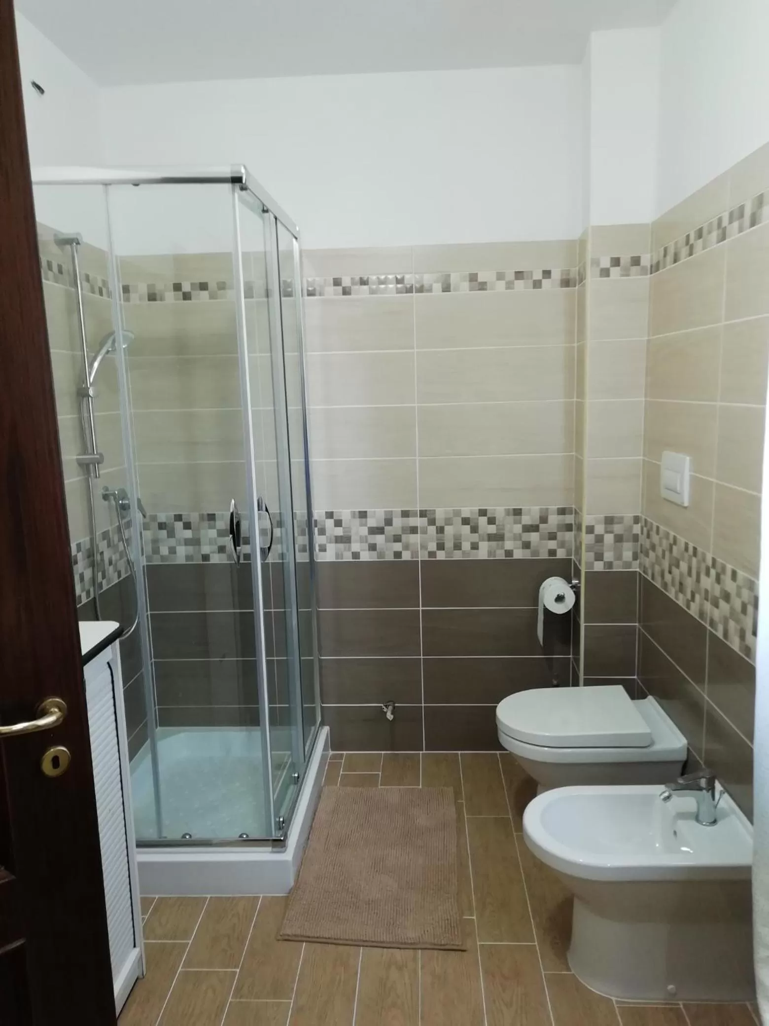 Shower in Aria Di mare b&b family