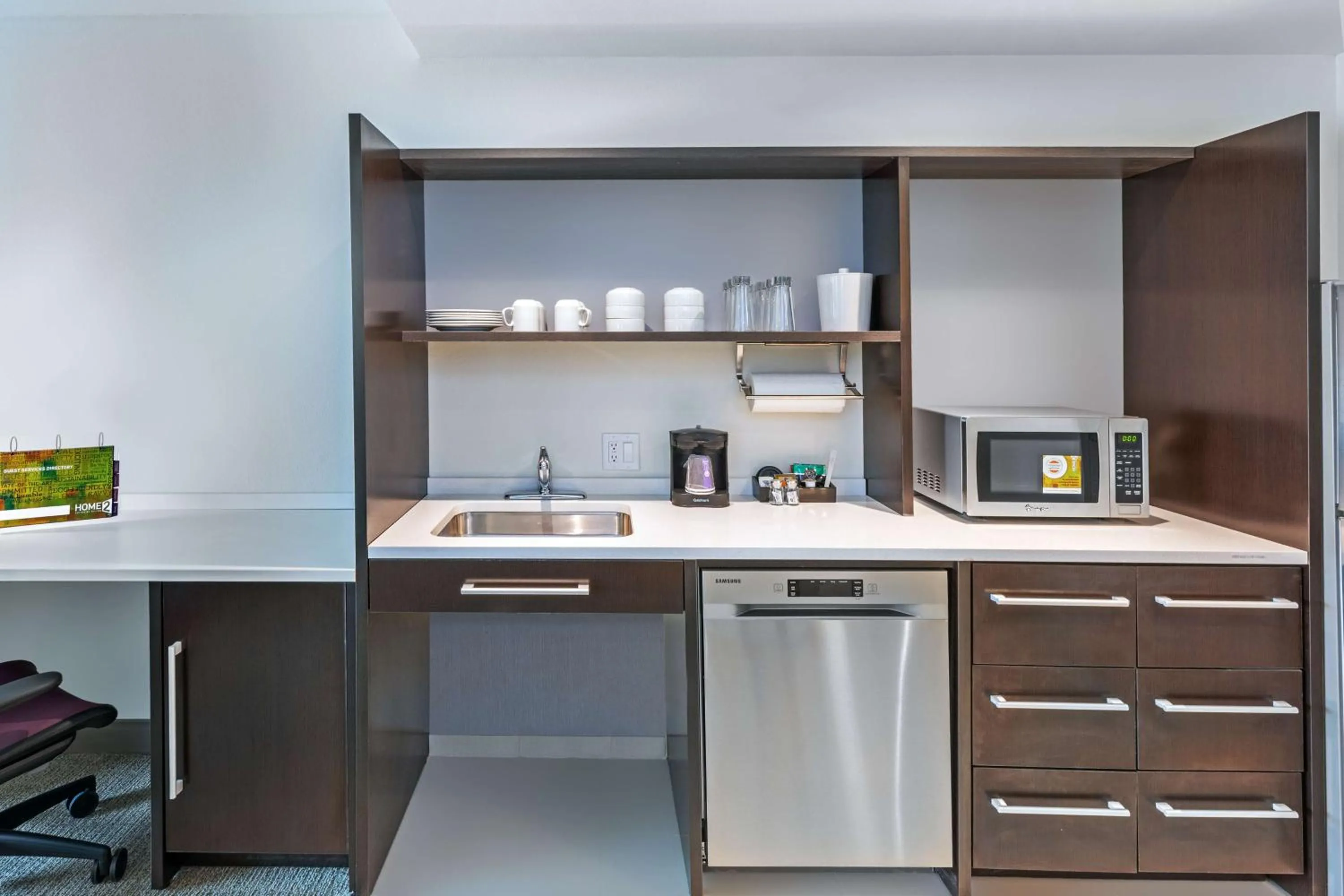 Kitchen or kitchenette in Home2 Suites by Hilton Laredo, TX