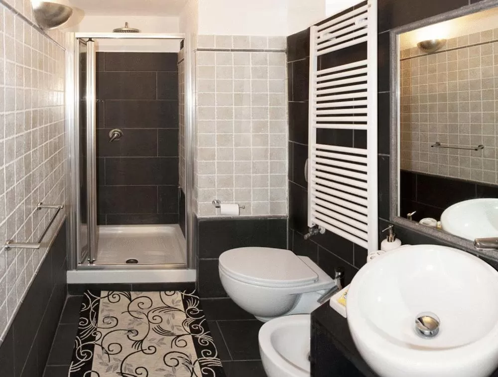 Bathroom in Affittacamere Monterosso 5 Terre