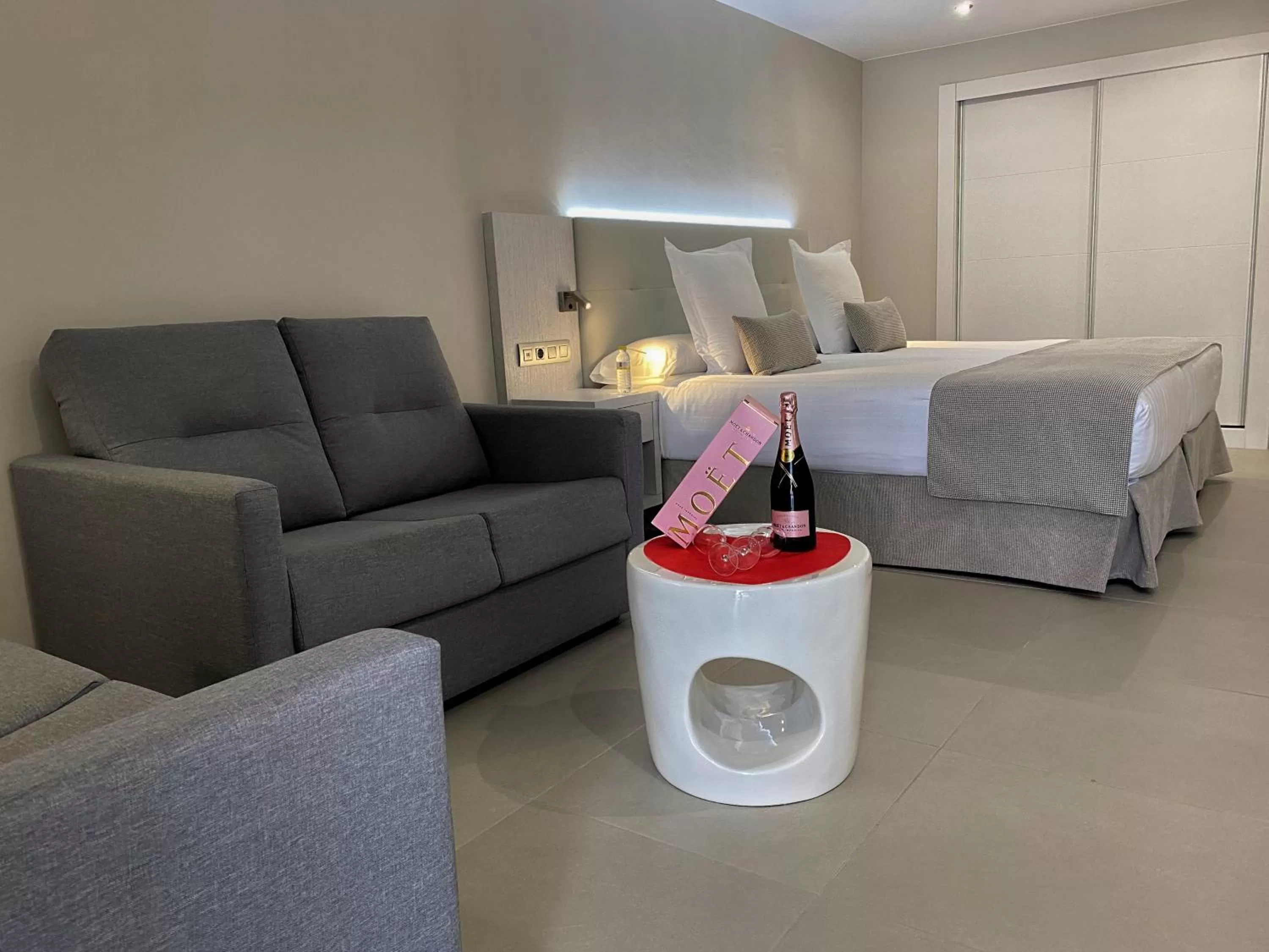 Living room in Sanom Beach Resort Only Adults