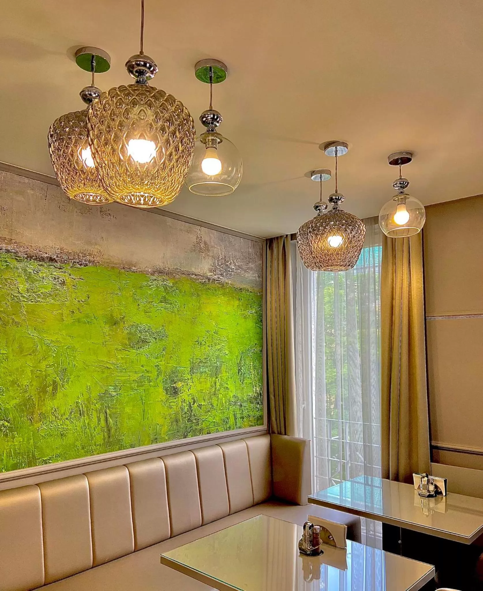 Breakfast in Boutique Hotel Center