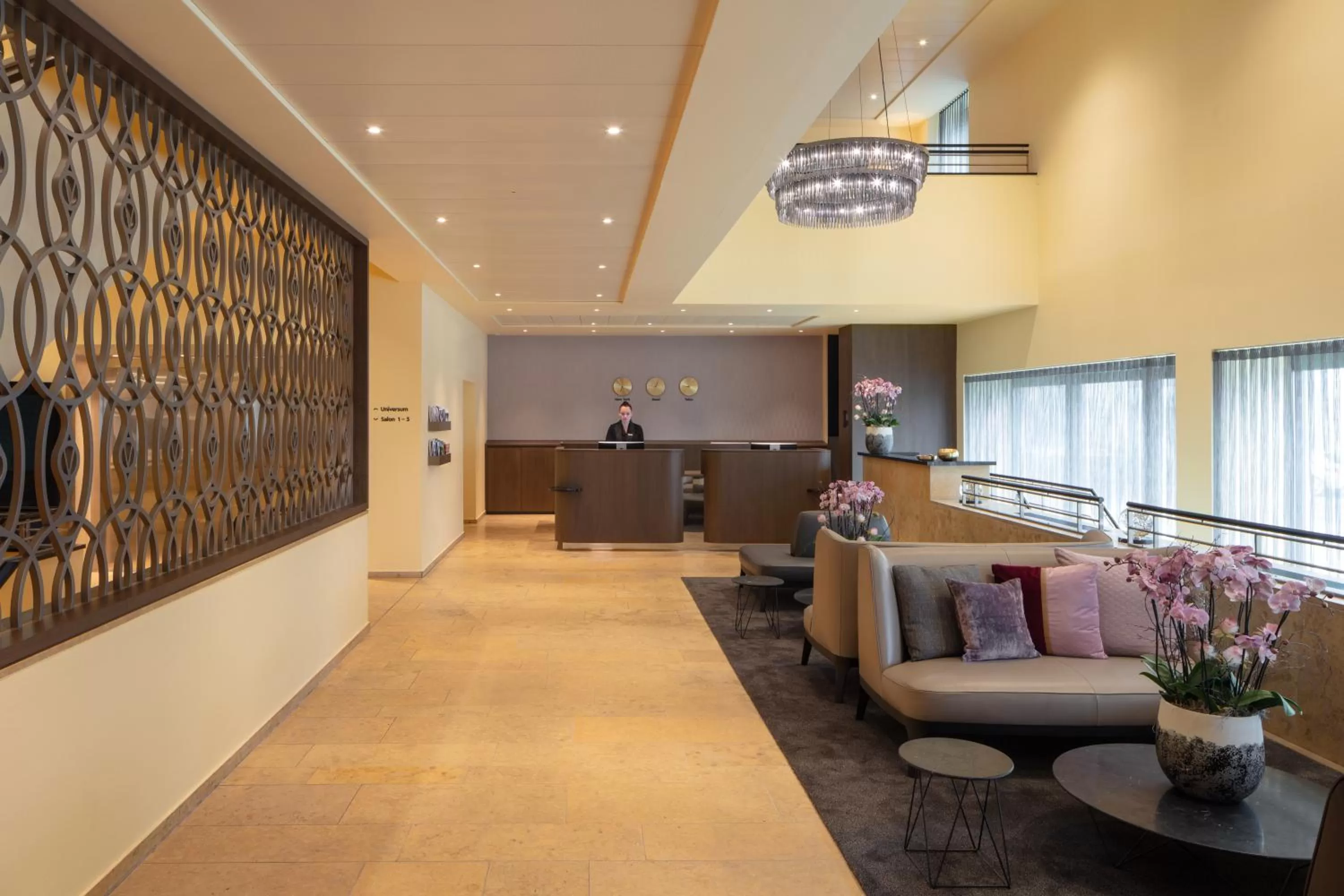 Lobby or reception in Hotel Victoria