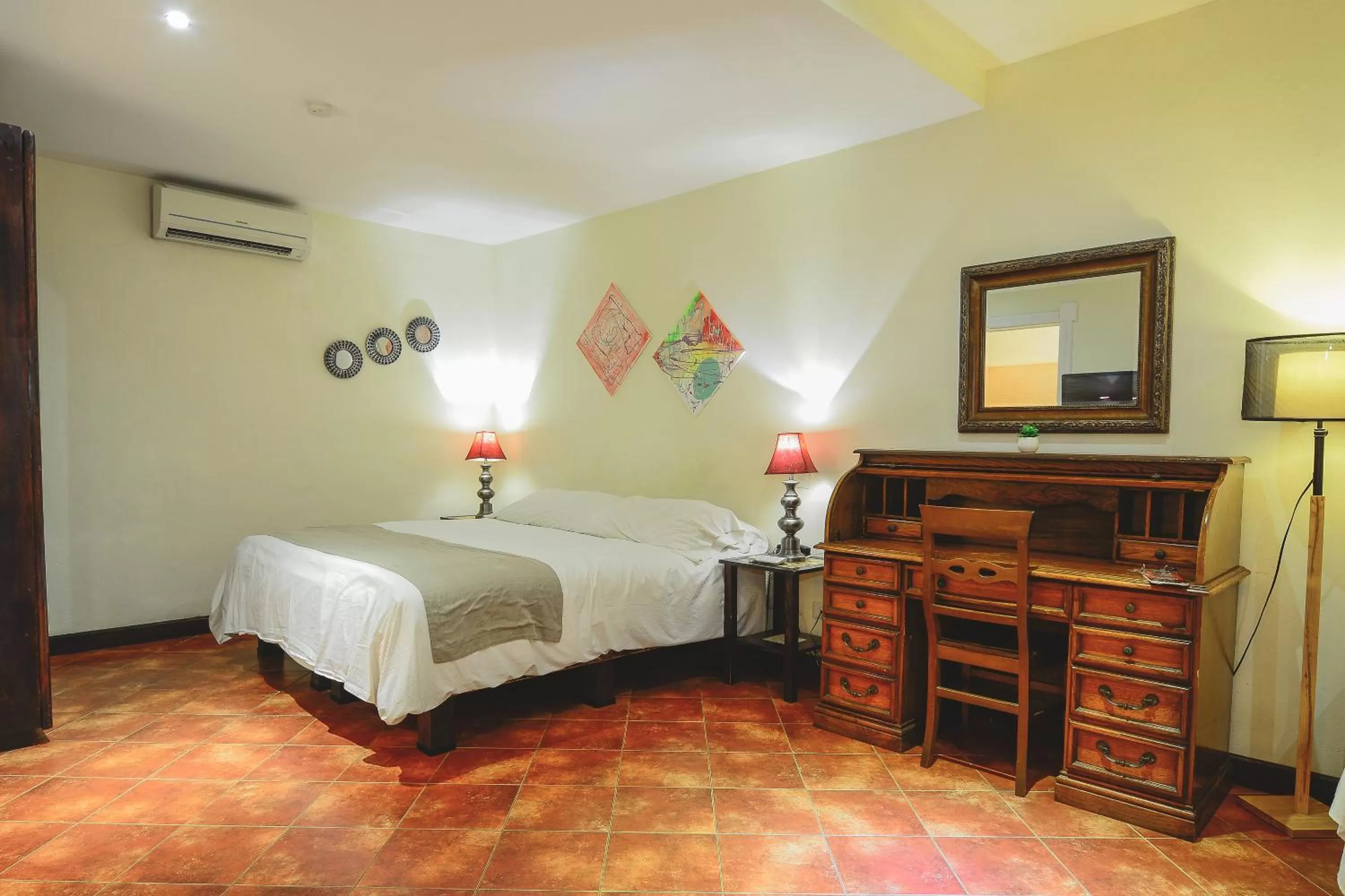 Bed in Hotel Luisiana