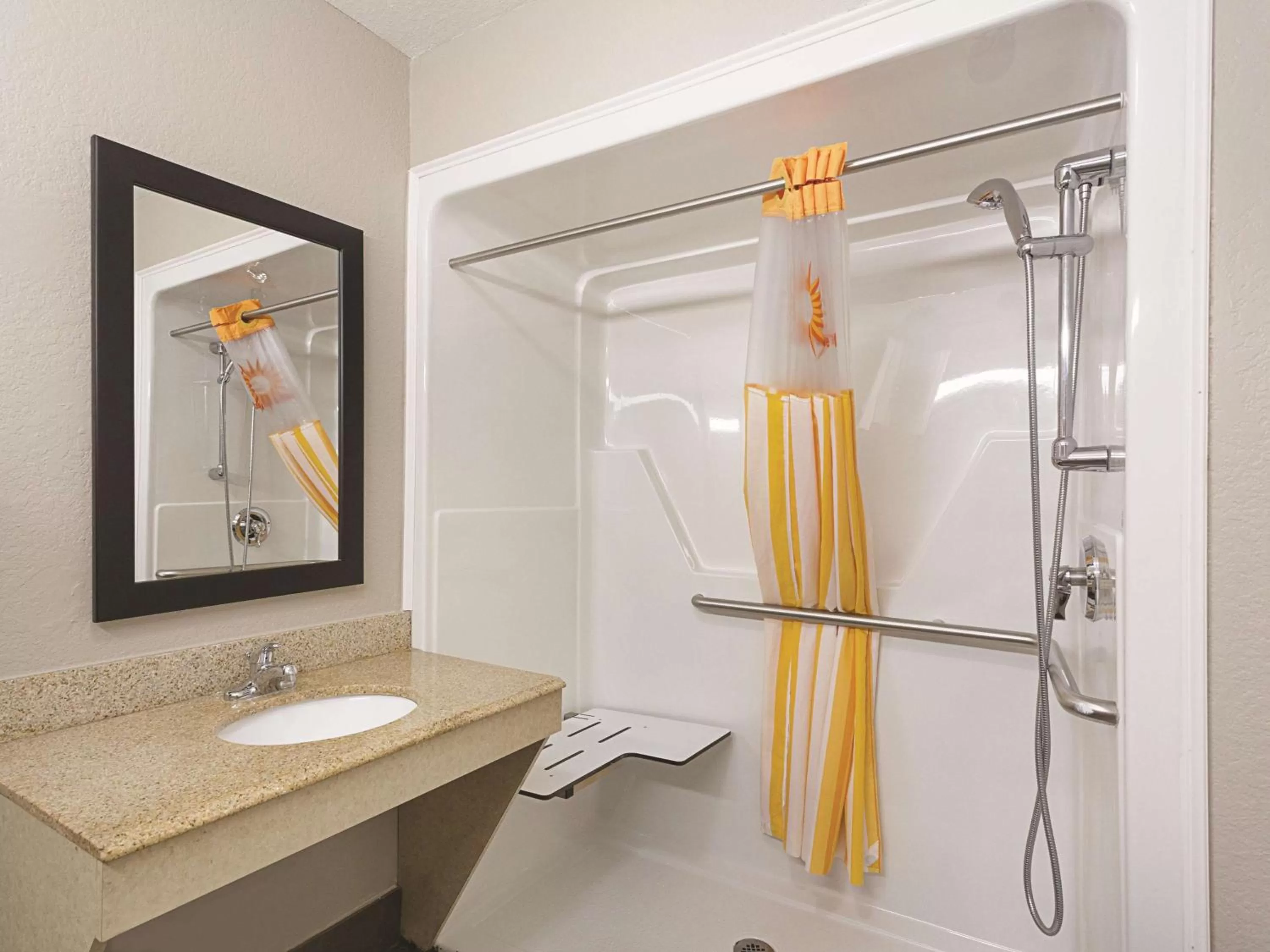 Queen Room with Two Queen Beds and Roll-In Shower - Mobility/Hearing Accessible - Non-Smoking in La Quinta by Wyndham San Antonio Northwest