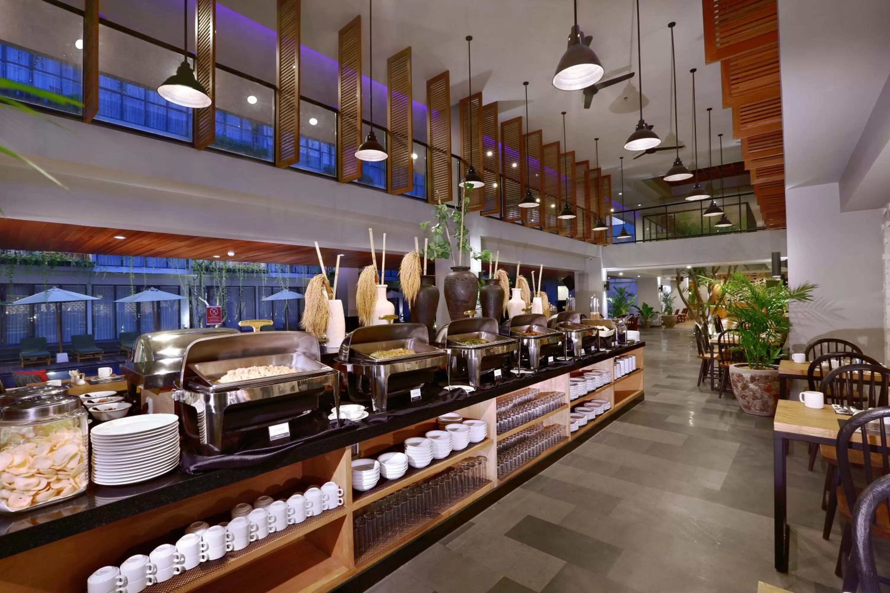 Restaurant/places to eat in Hotel NEO+ Kuta Legian by ASTON