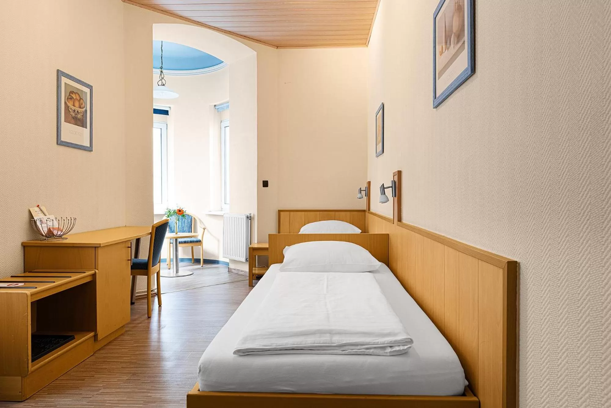 Photo of the whole room, Bed in Hotel-Pension Wild