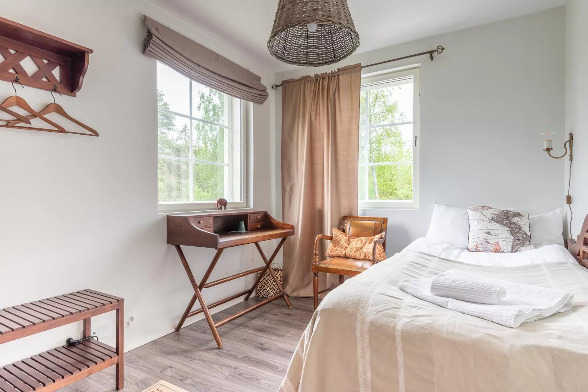 Photo of the whole room, Bed in Villa Jokivarsi Bed & Breakfast