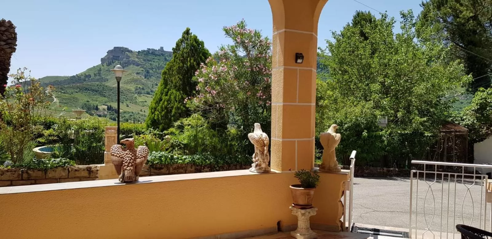 Balcony/Terrace in B&B ed affittacamere da Pietro