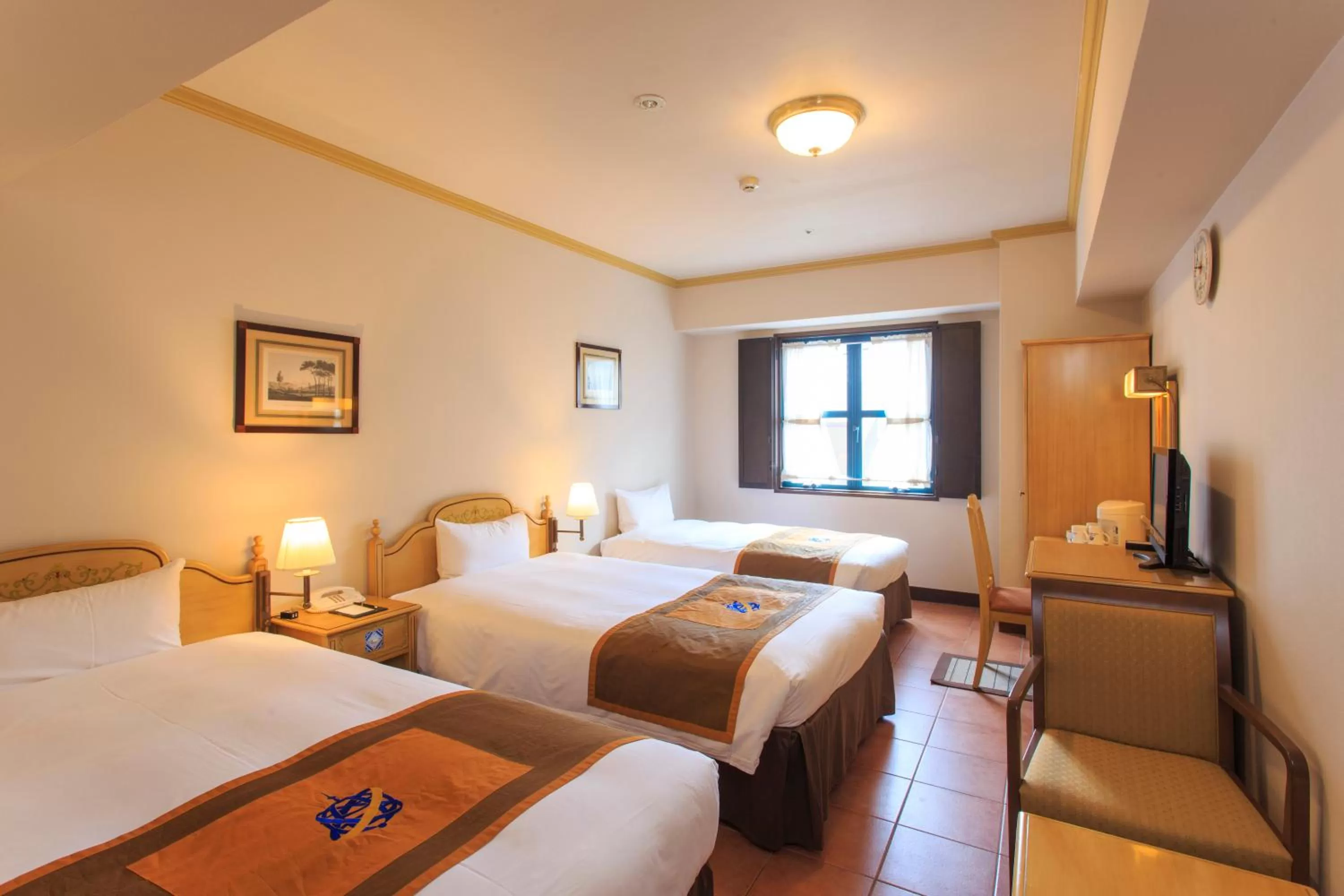 Photo of the whole room, Bed in Hotel Monterey Nagasaki