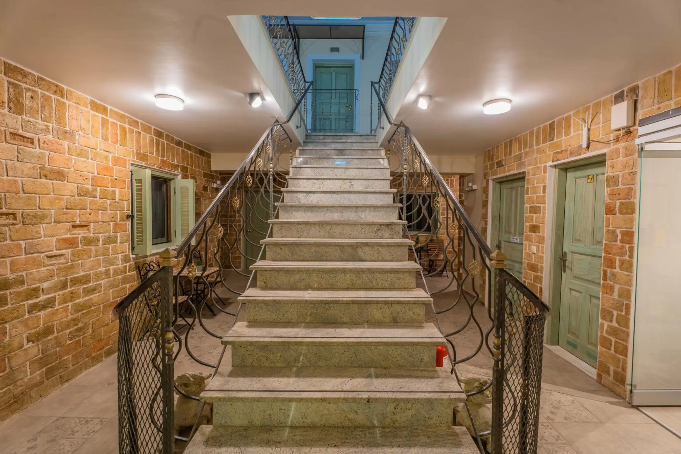 The Stone Manor , Noho boutique hotel Thissio