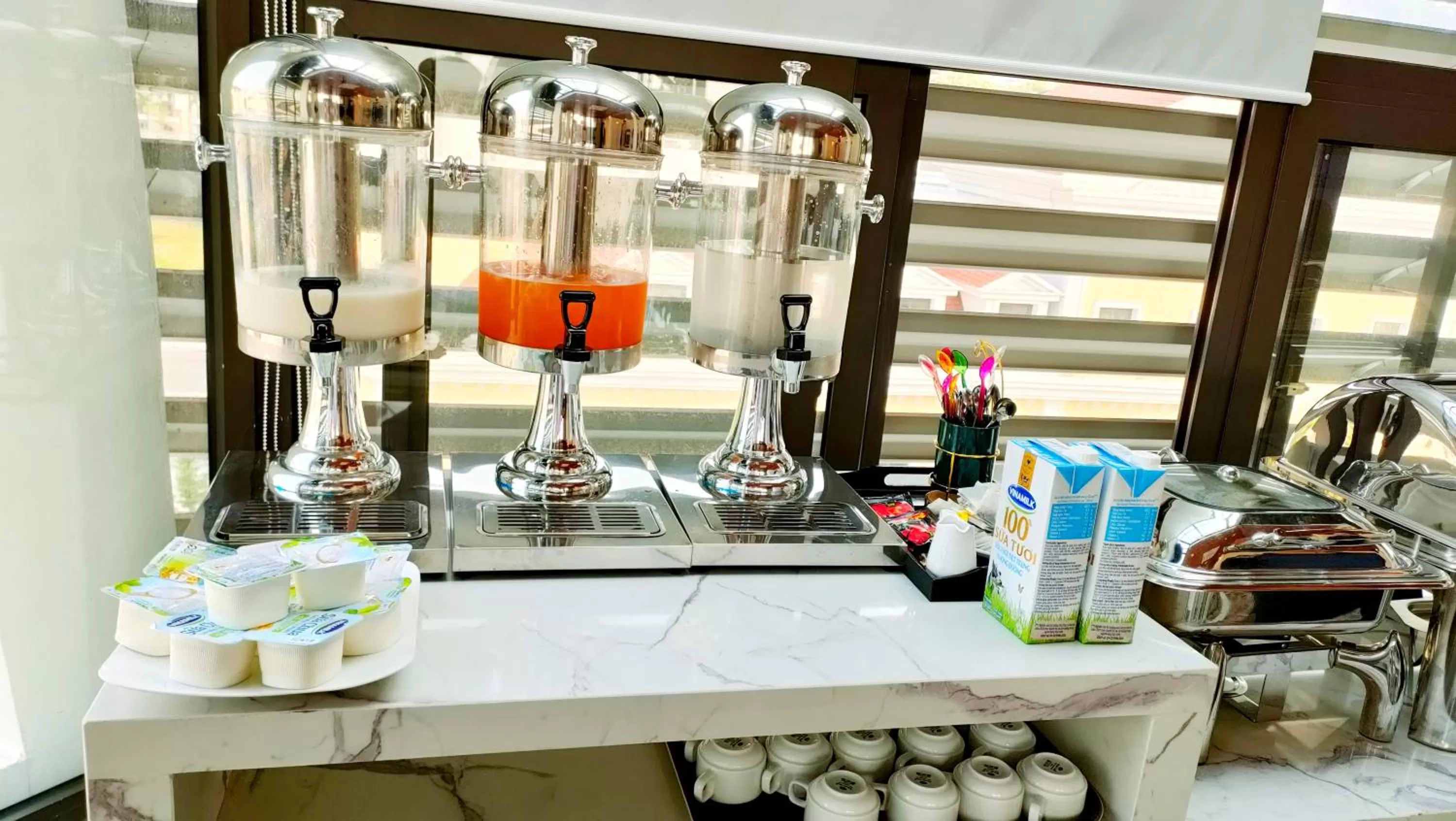 Coffee/tea facilities in Halong Lavender Hotel