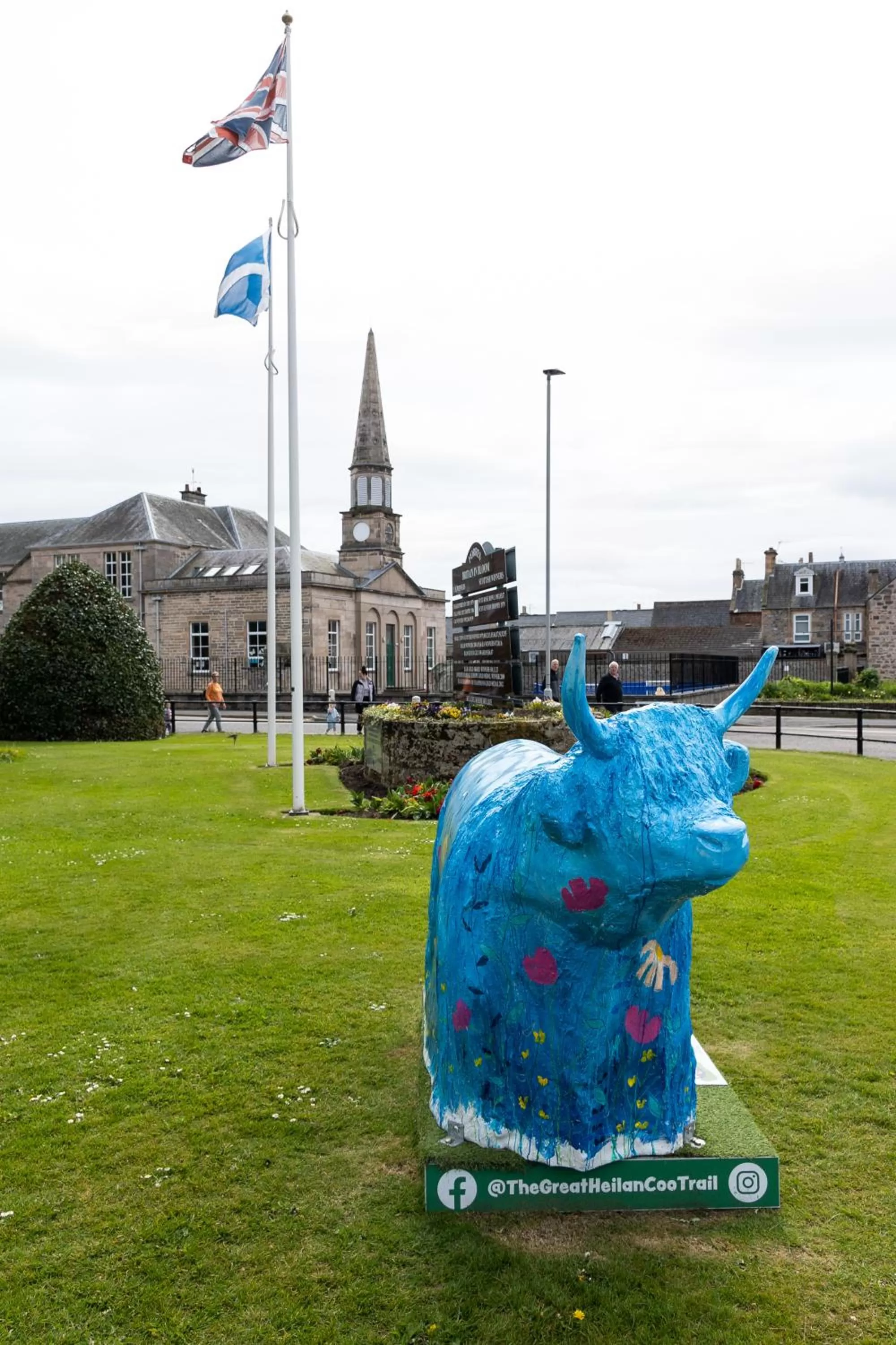 Nearby landmark in Carlton Hotel