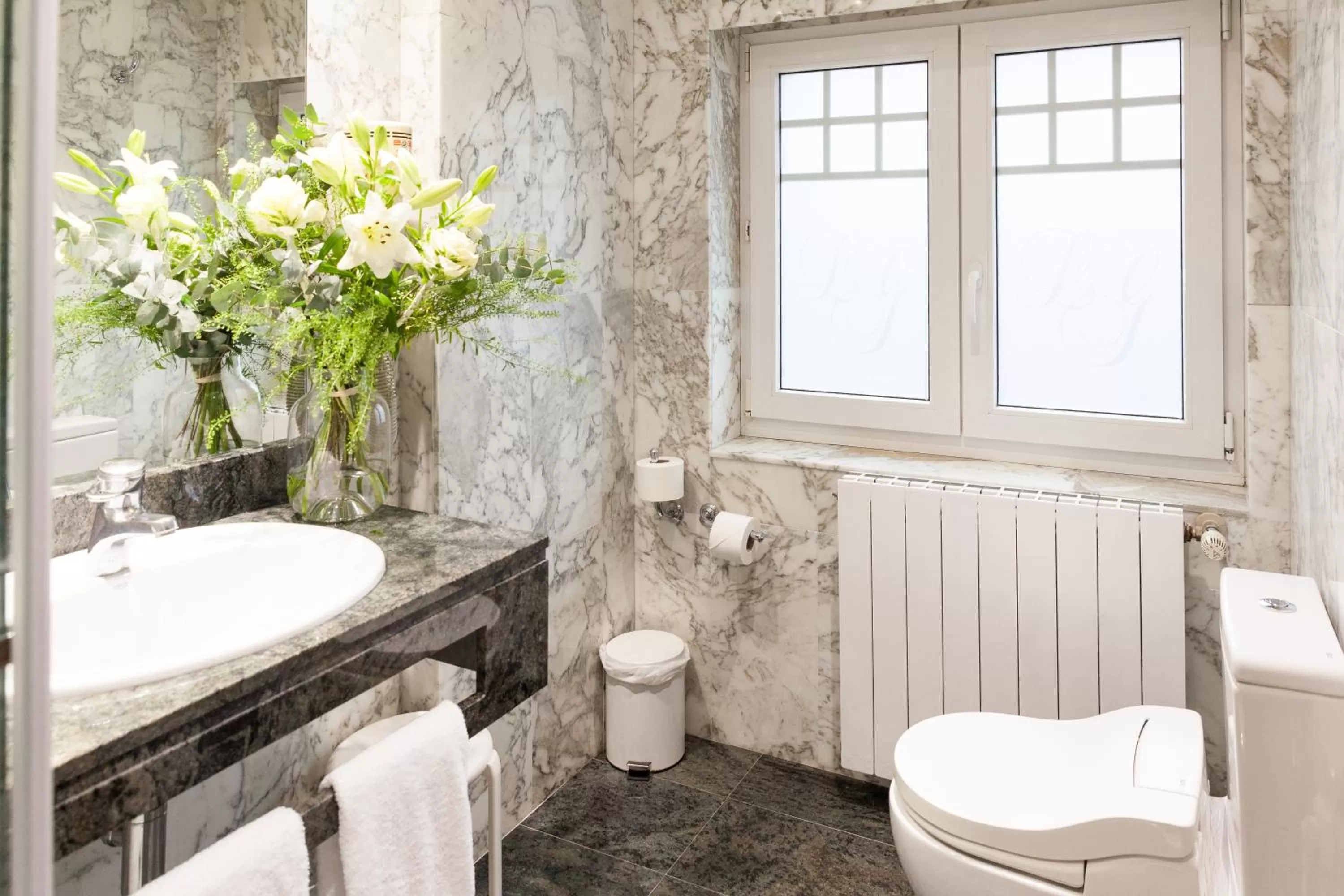 Bathroom in La Galería