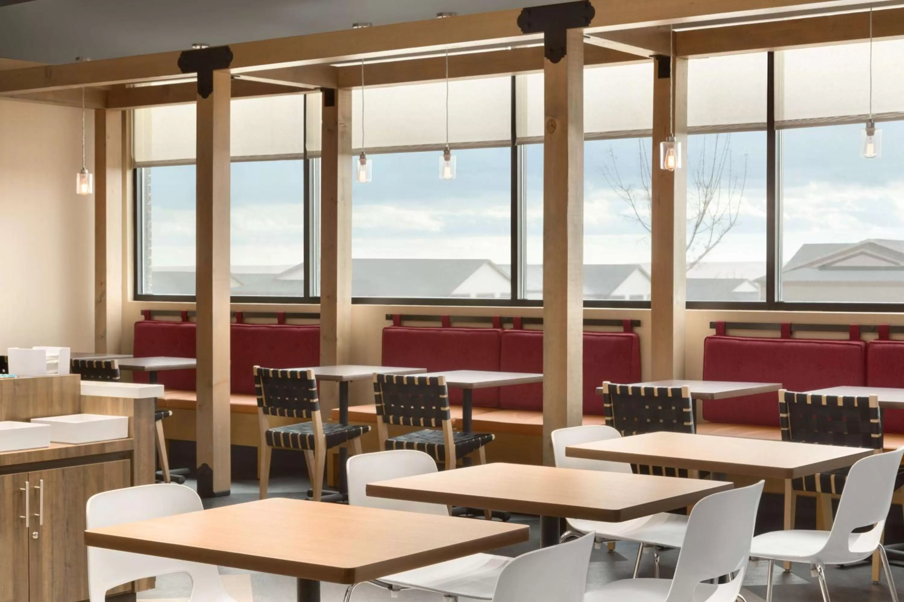 Dining area in Tru By Hilton Cheyenne