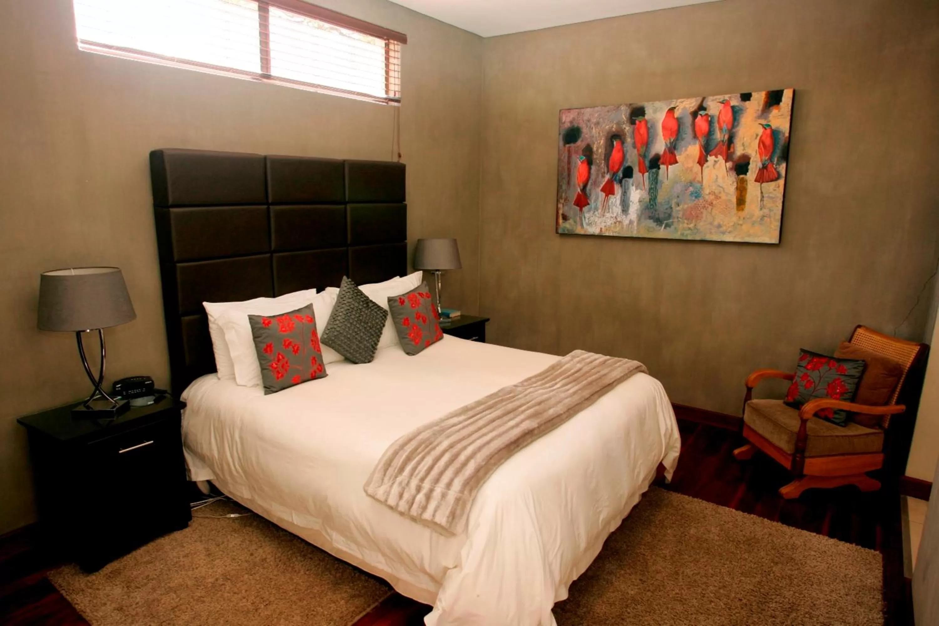 Photo of the whole room, Bed in Jedidja Bed and Breakfast