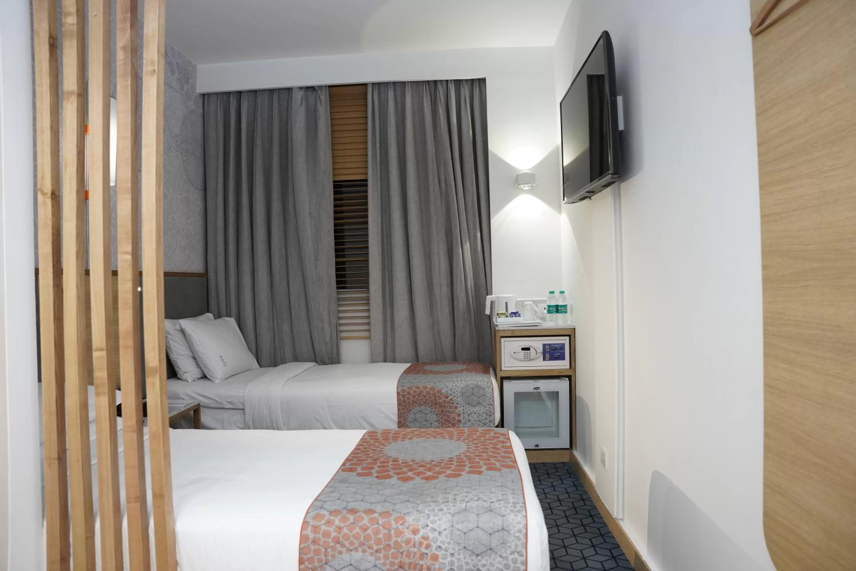 Bed in Holiday Inn Express Hyderabad HITEC City by IHG
