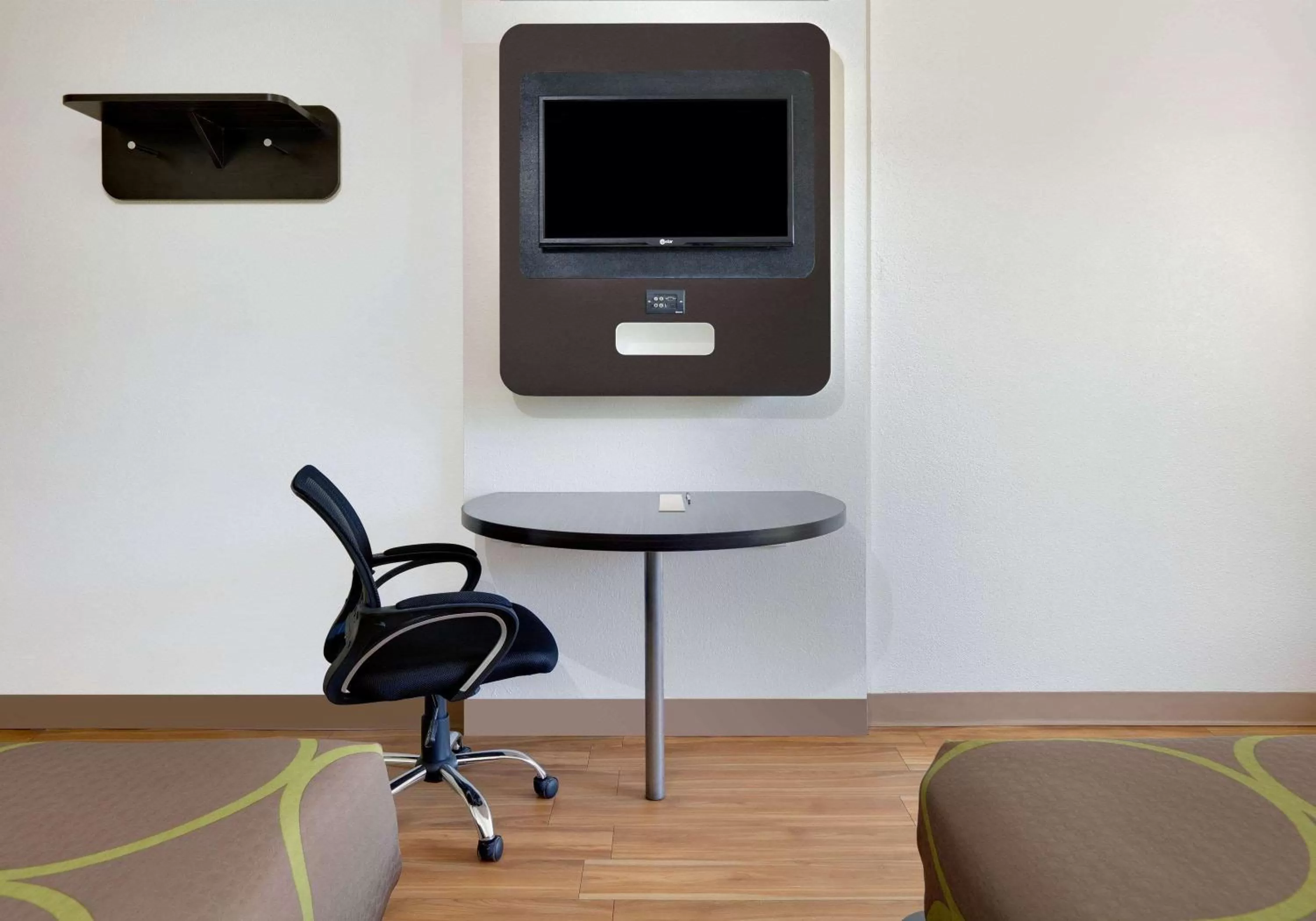 Photo of the whole room in Super 8 by Wyndham Fort Smith