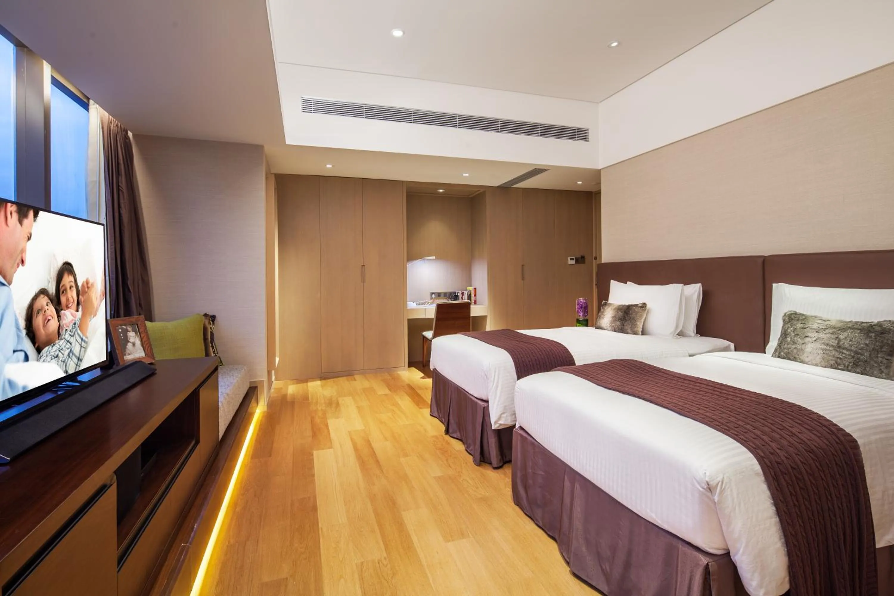 Seating area, Bed in Somerset Xindicheng Xi'an