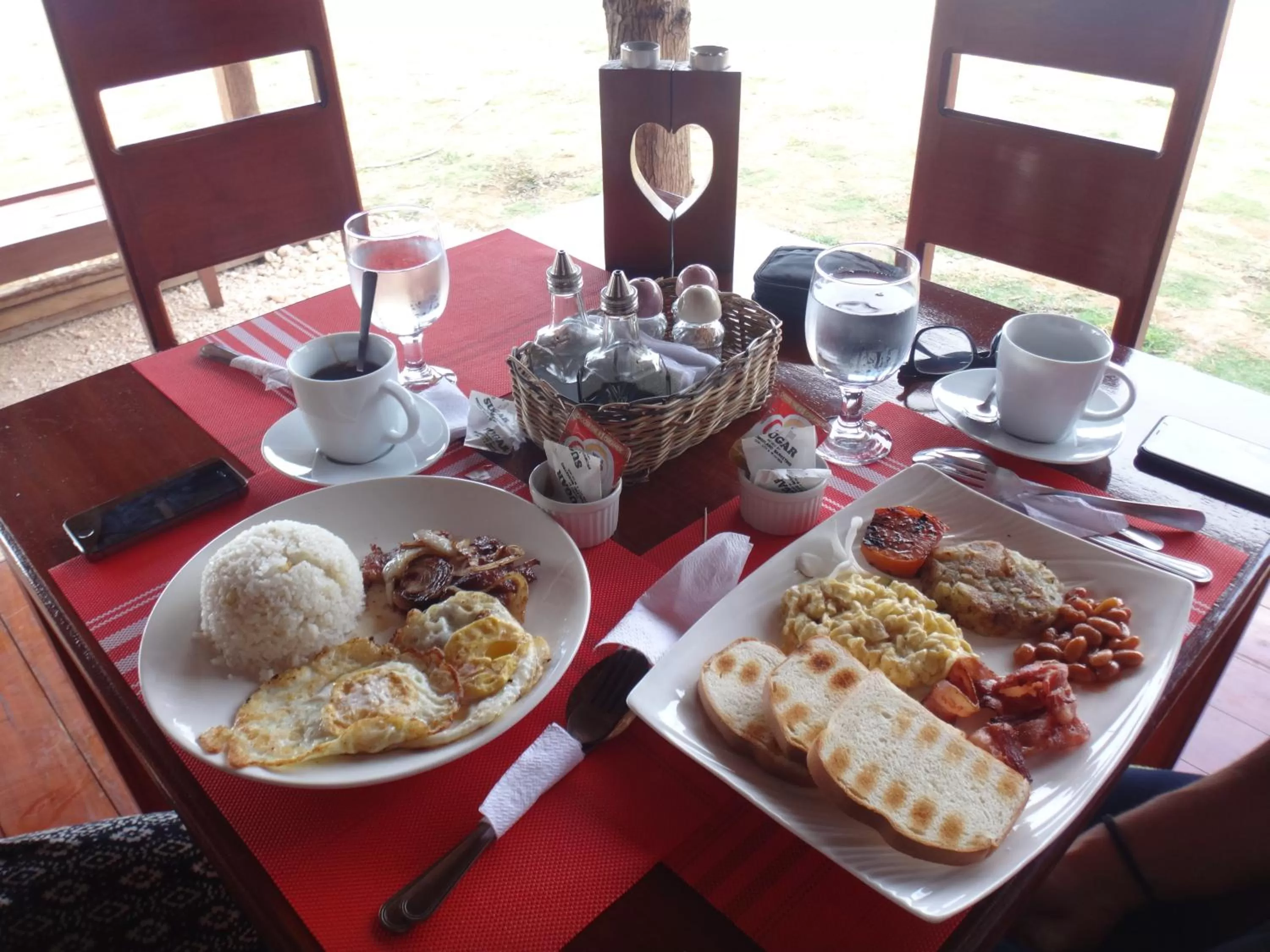 Breakfast in Emocion guesthouse