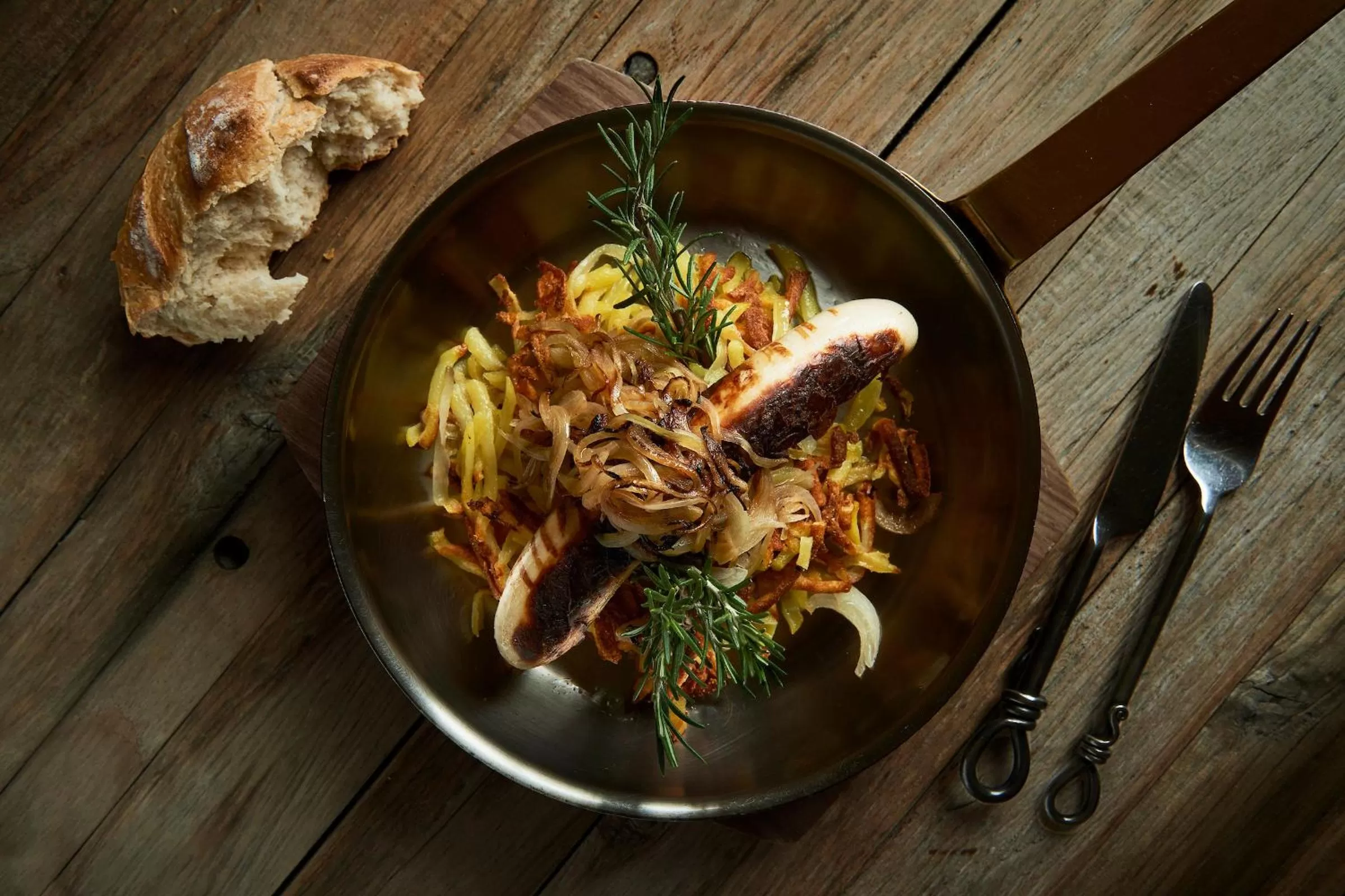 Lunch in Berghaus Alpenrösli