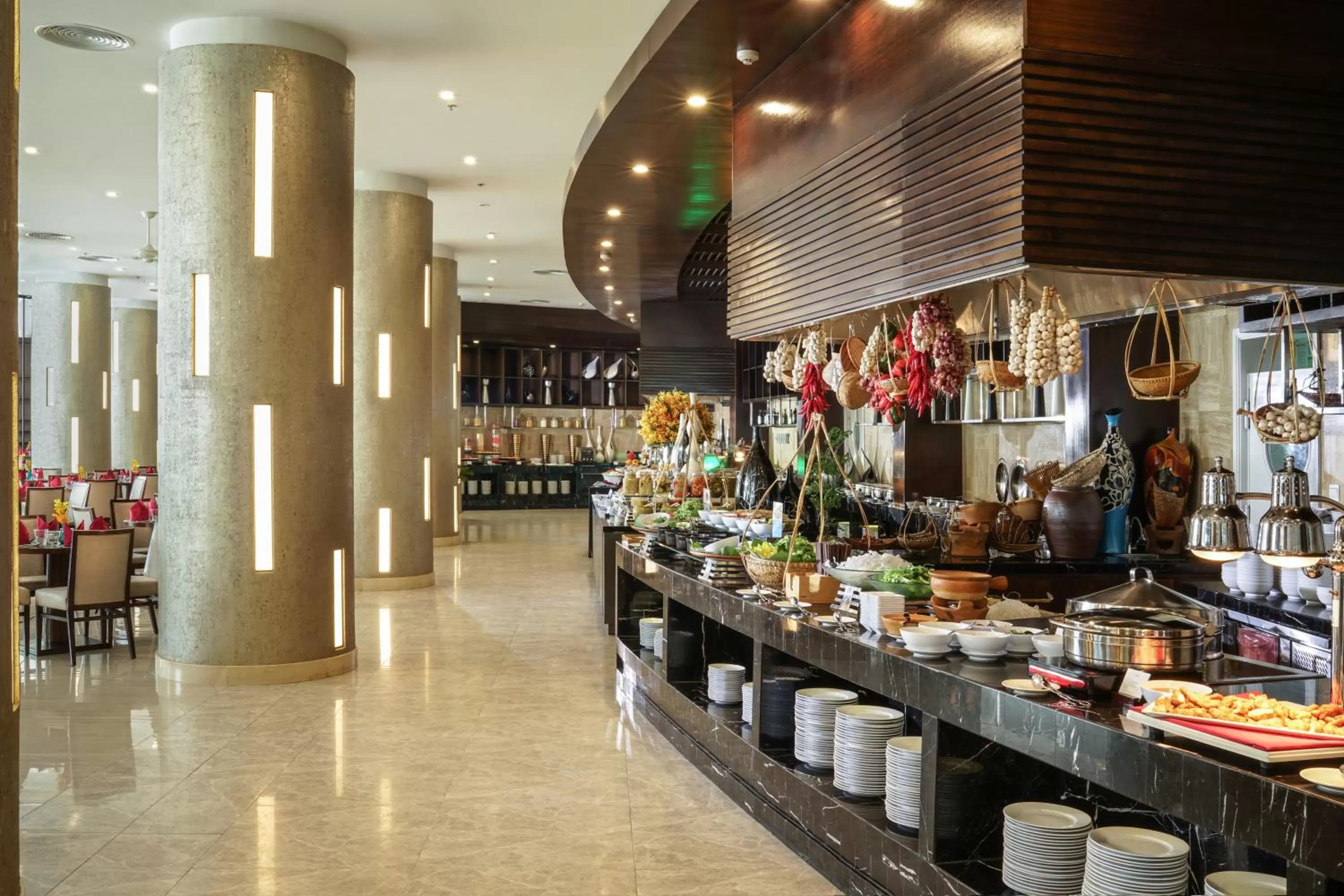 Restaurant/places to eat in Vinpearl Resort & Spa Nha Trang Bay