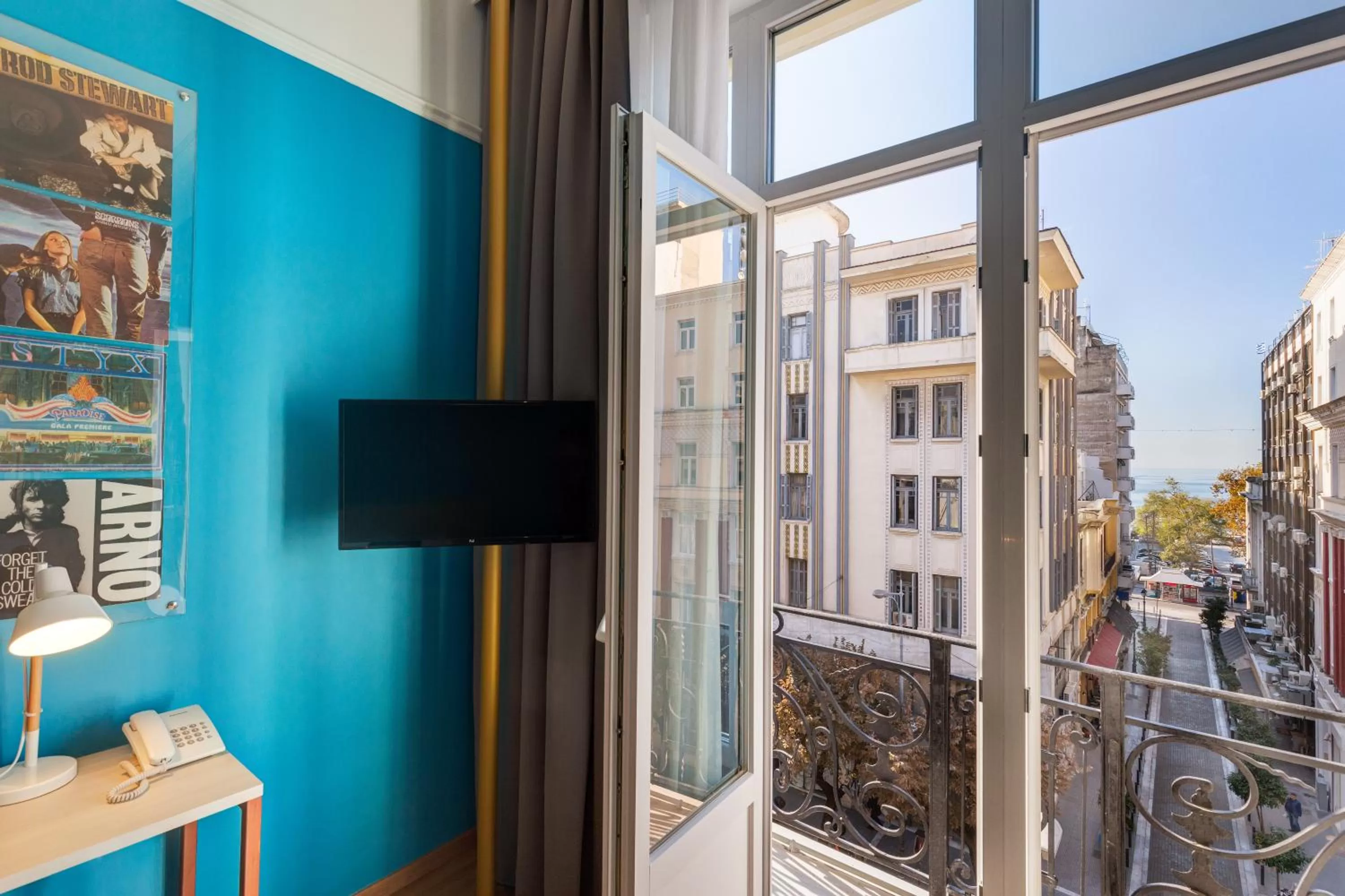 Day in Colors Urban Hotel Thessaloniki