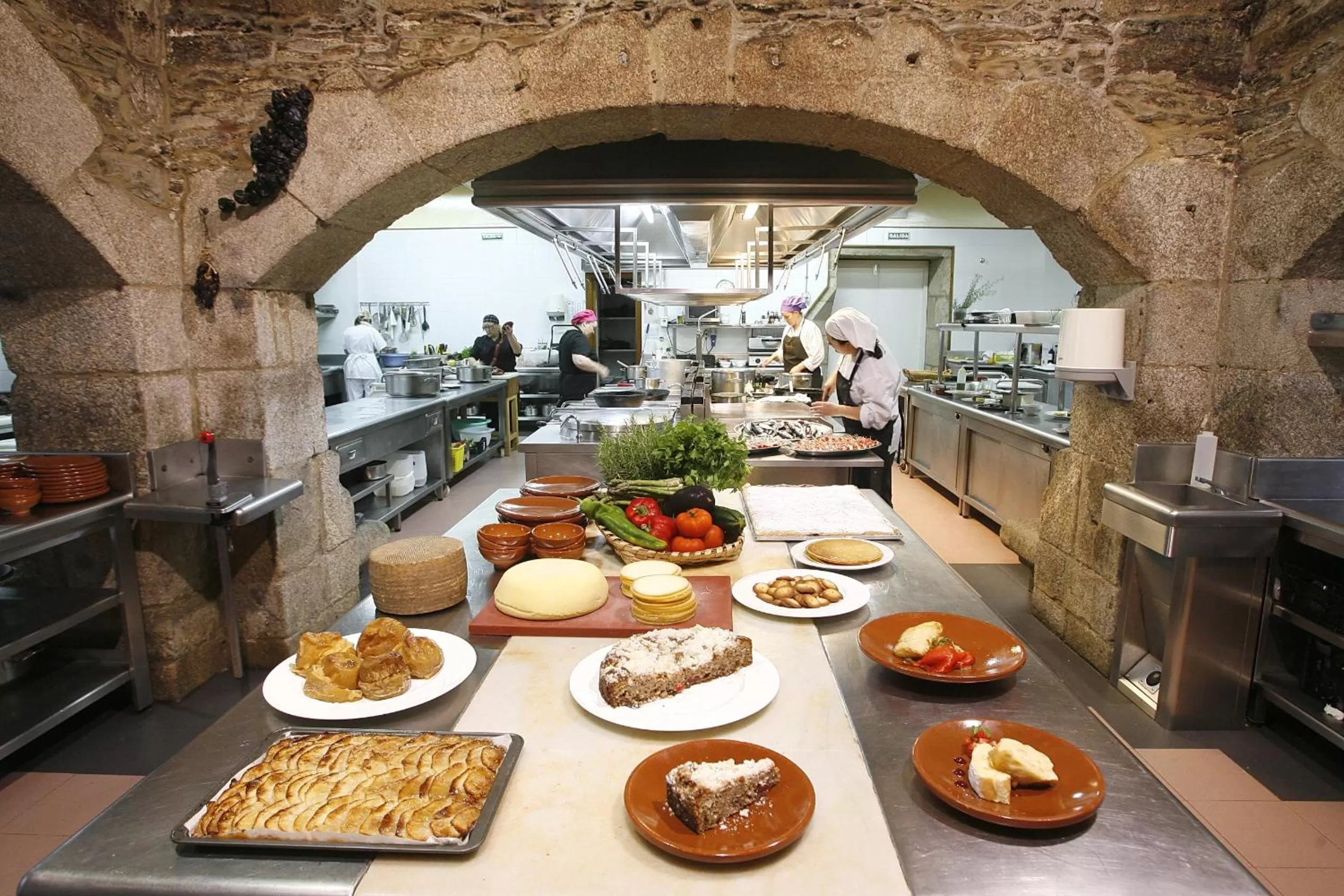 Lunch in San Francisco Hotel Monumento