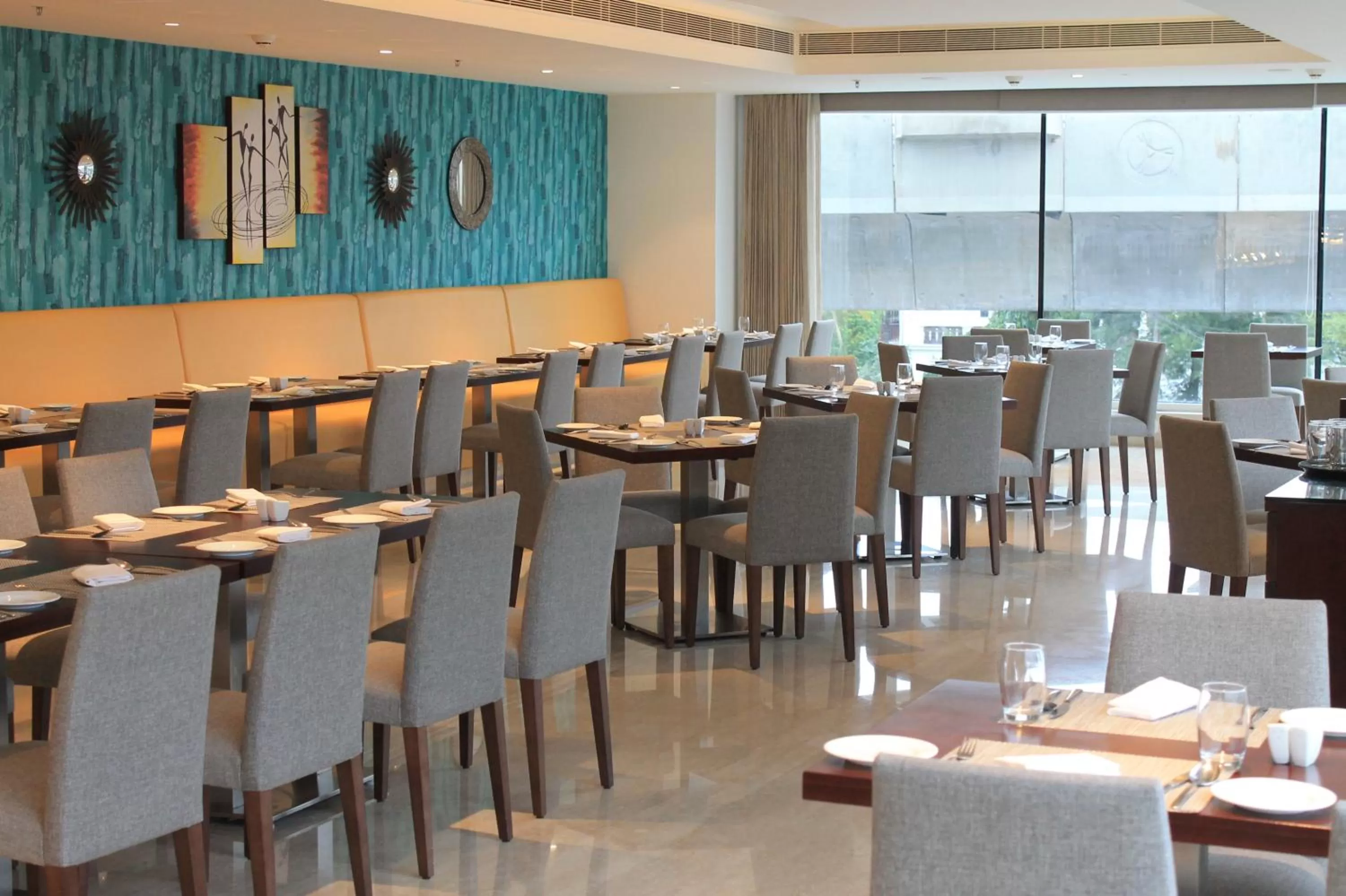 Food and drinks in Mercure Hyderabad KCP Banjara Hills, An Accor Hotel
