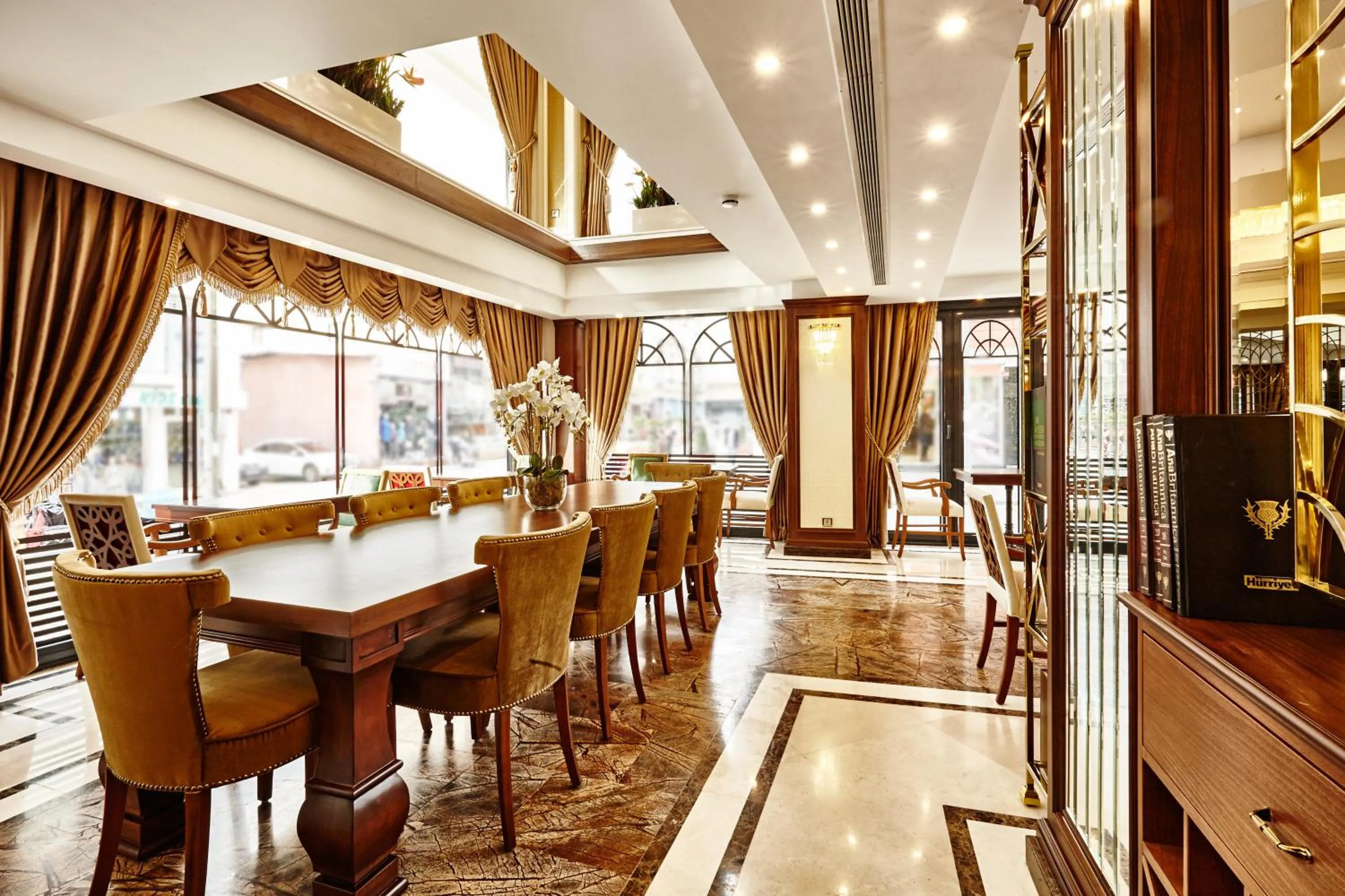 Lounge or bar in Beethoven Hotel - Special Category