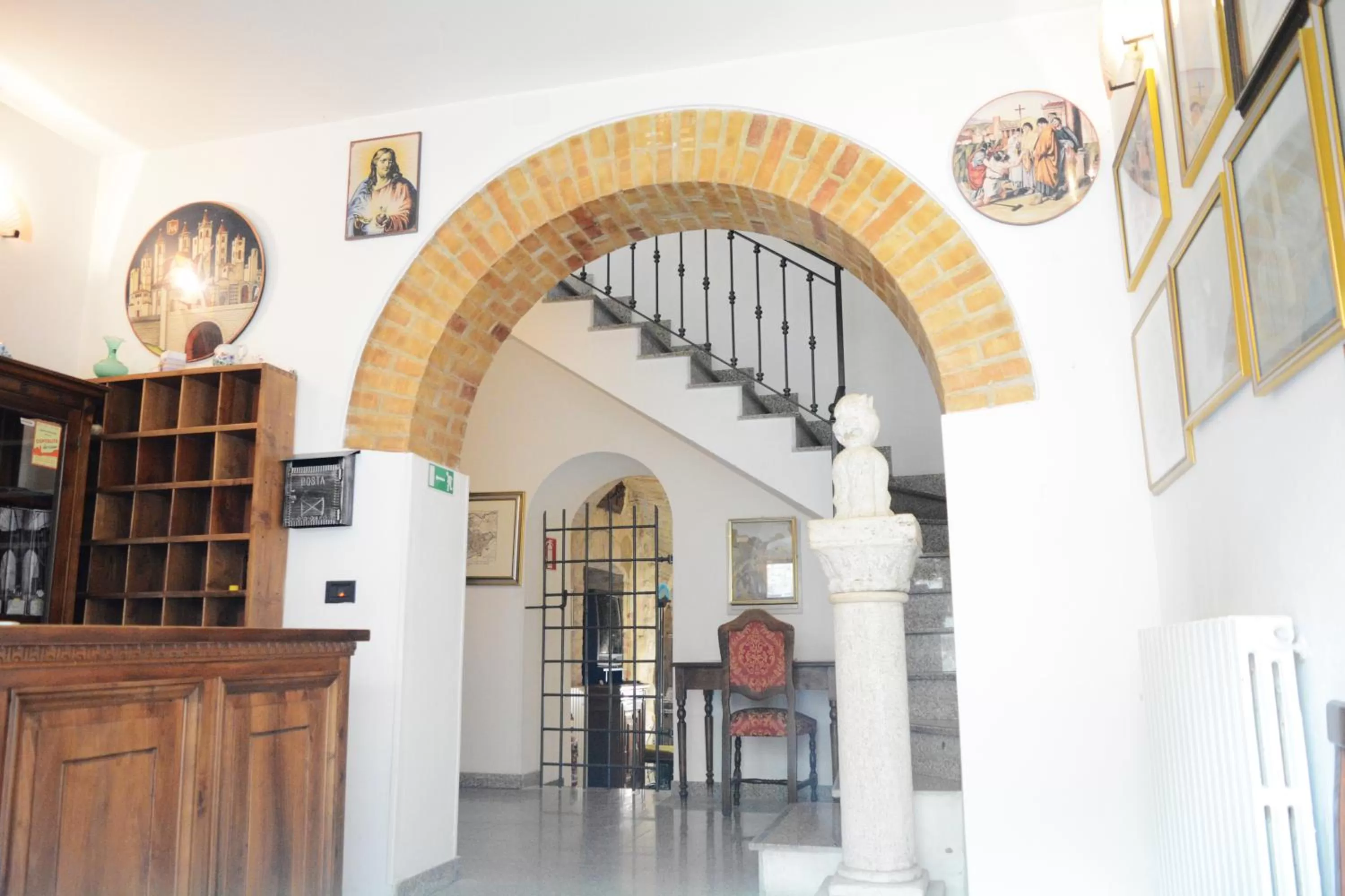 Facade/entrance in Cantina Dell'Arte