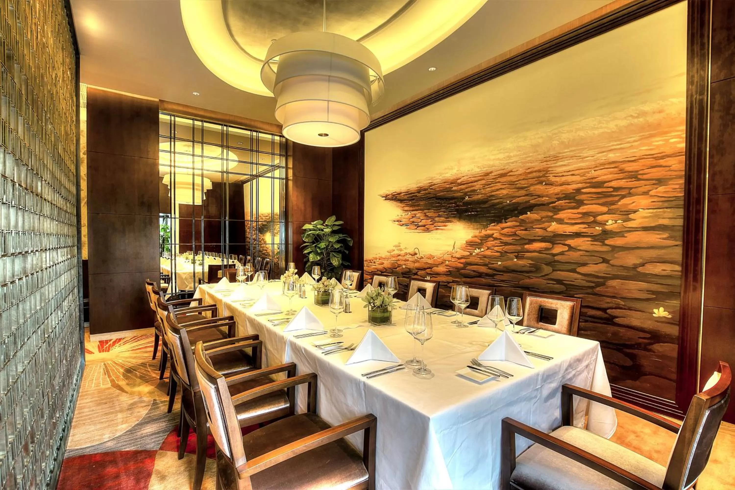 Restaurant/places to eat in Radisson Collection Hotel, Xing Guo Shanghai
