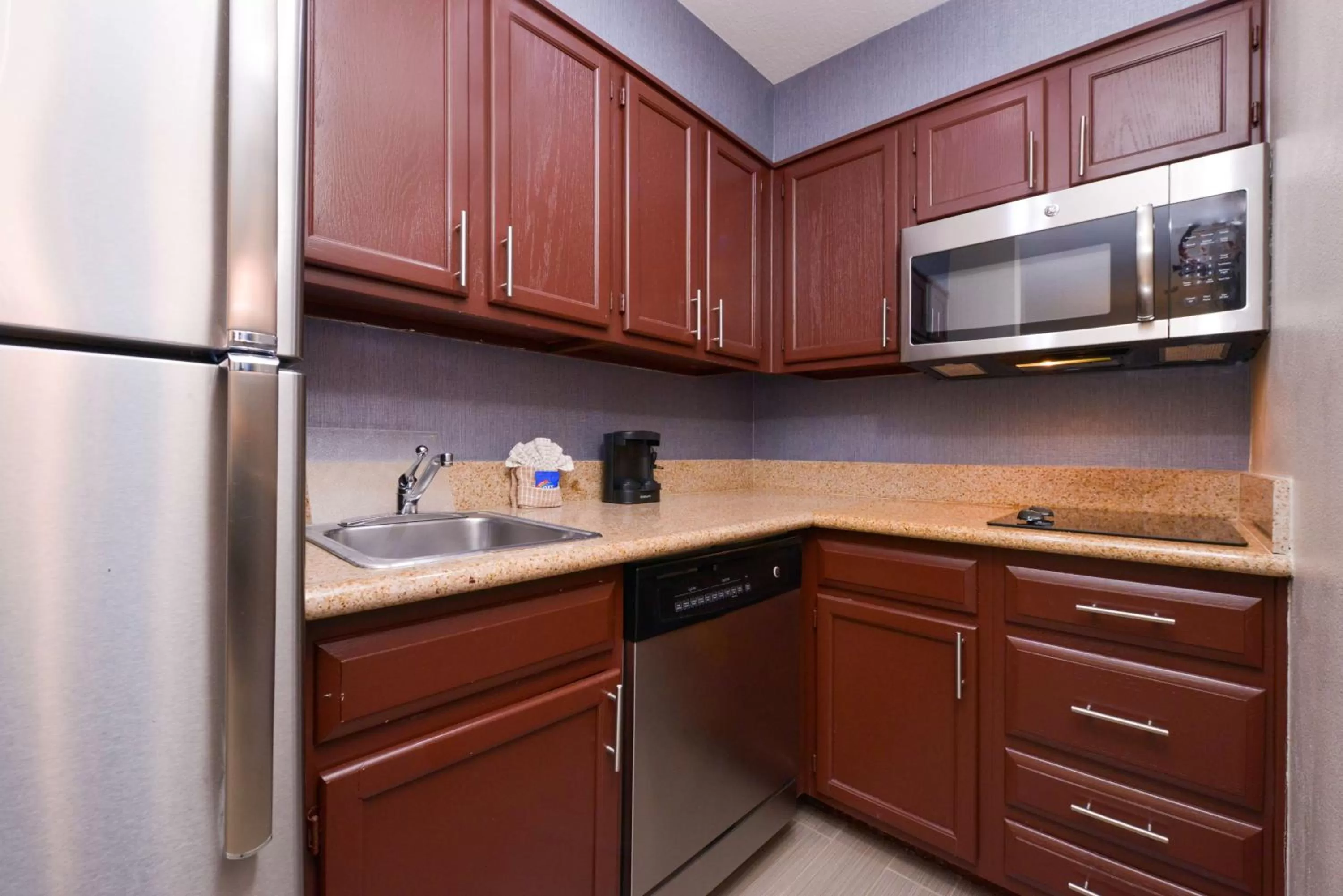Kitchen or kitchenette in Homewood Suites by Hilton Dallas-Lewisville