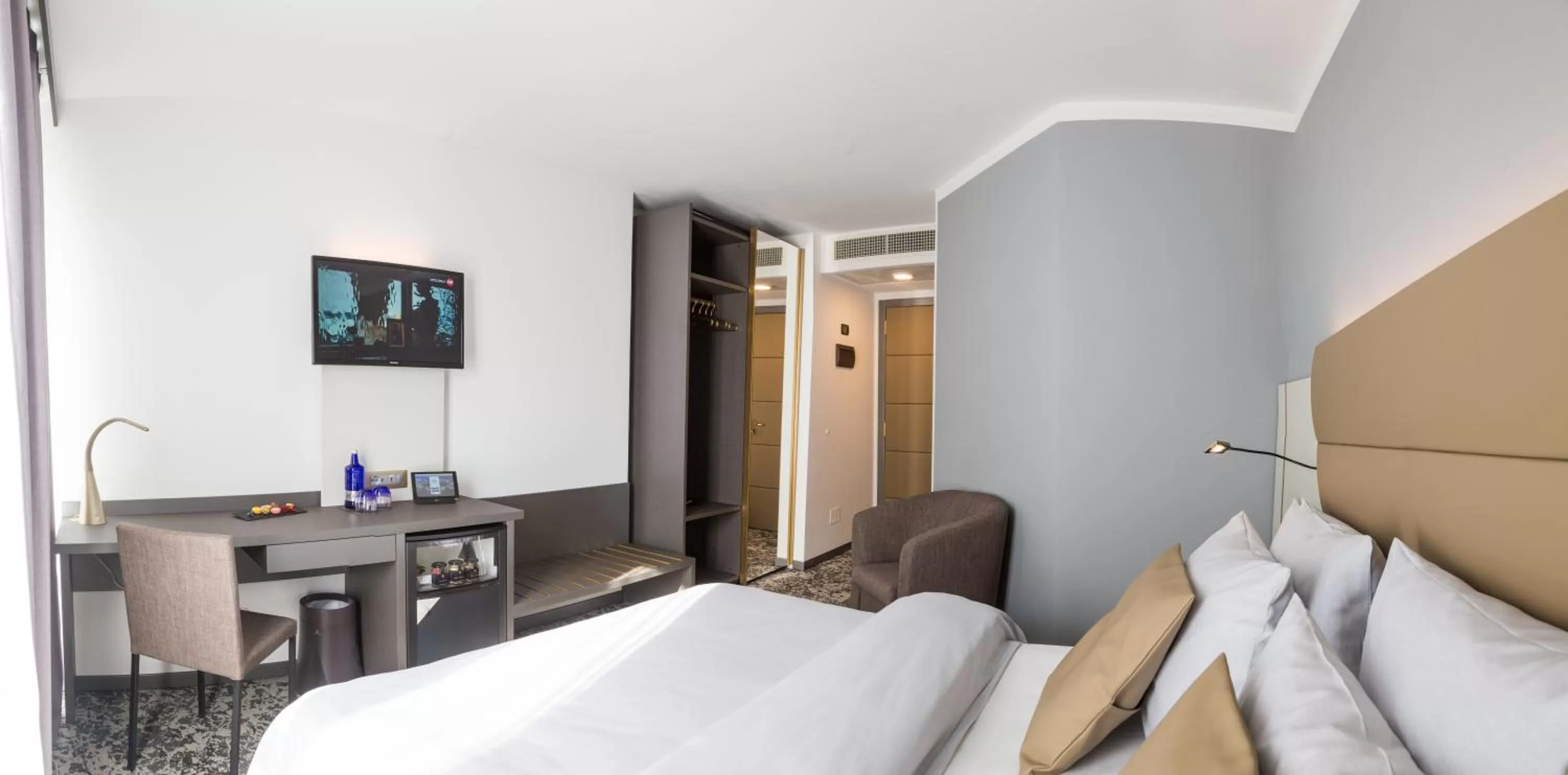 Photo of the whole room, Bed in Hotel Santo