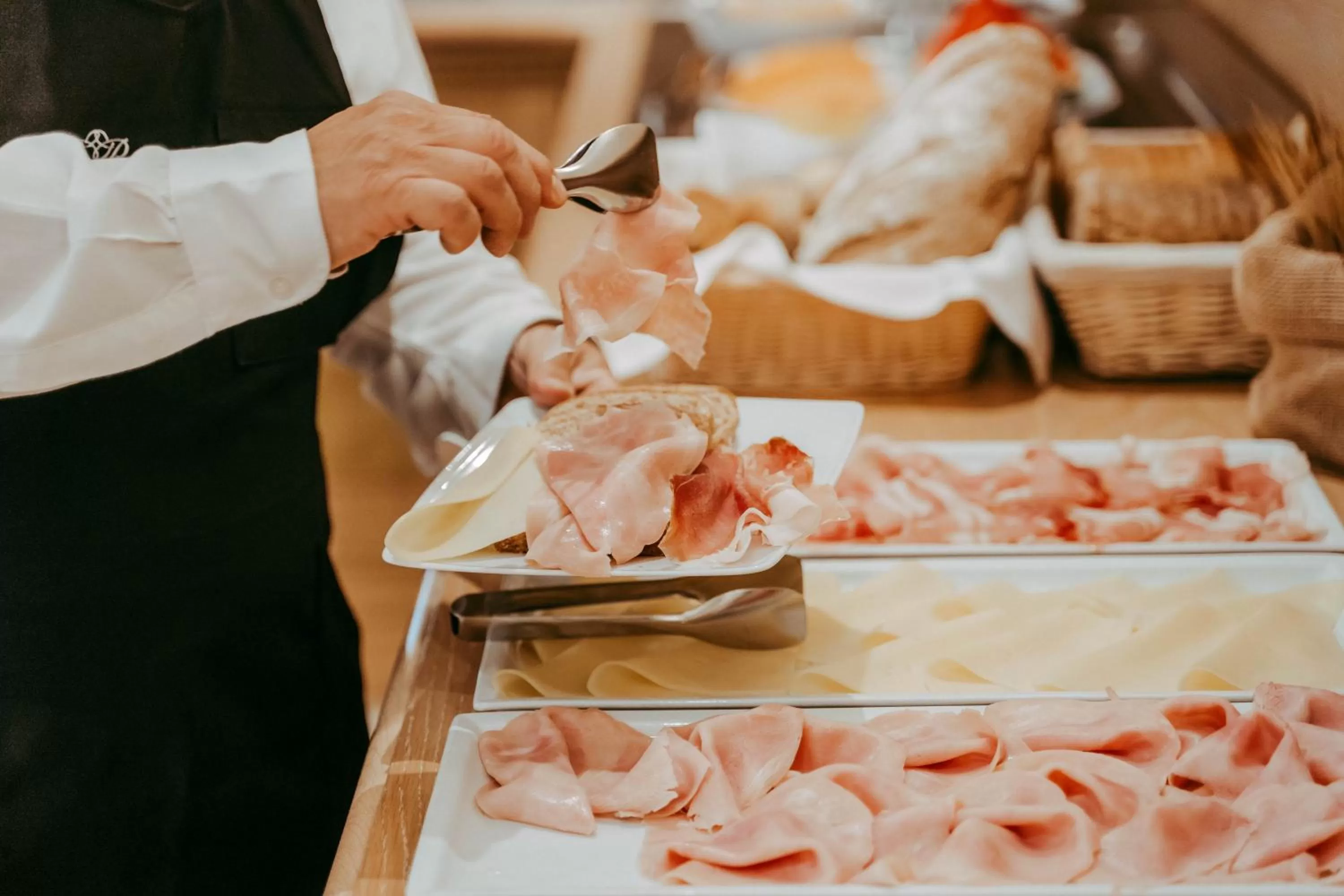 Food and drinks in River Palace Hotel