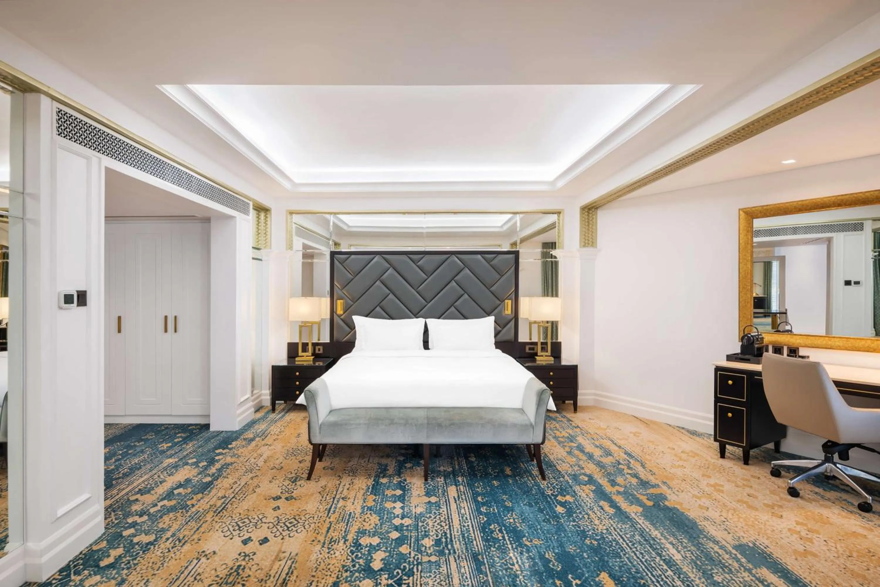 Photo of the whole room, Bed in Radisson Blu Hotel, Dubai Deira Creek