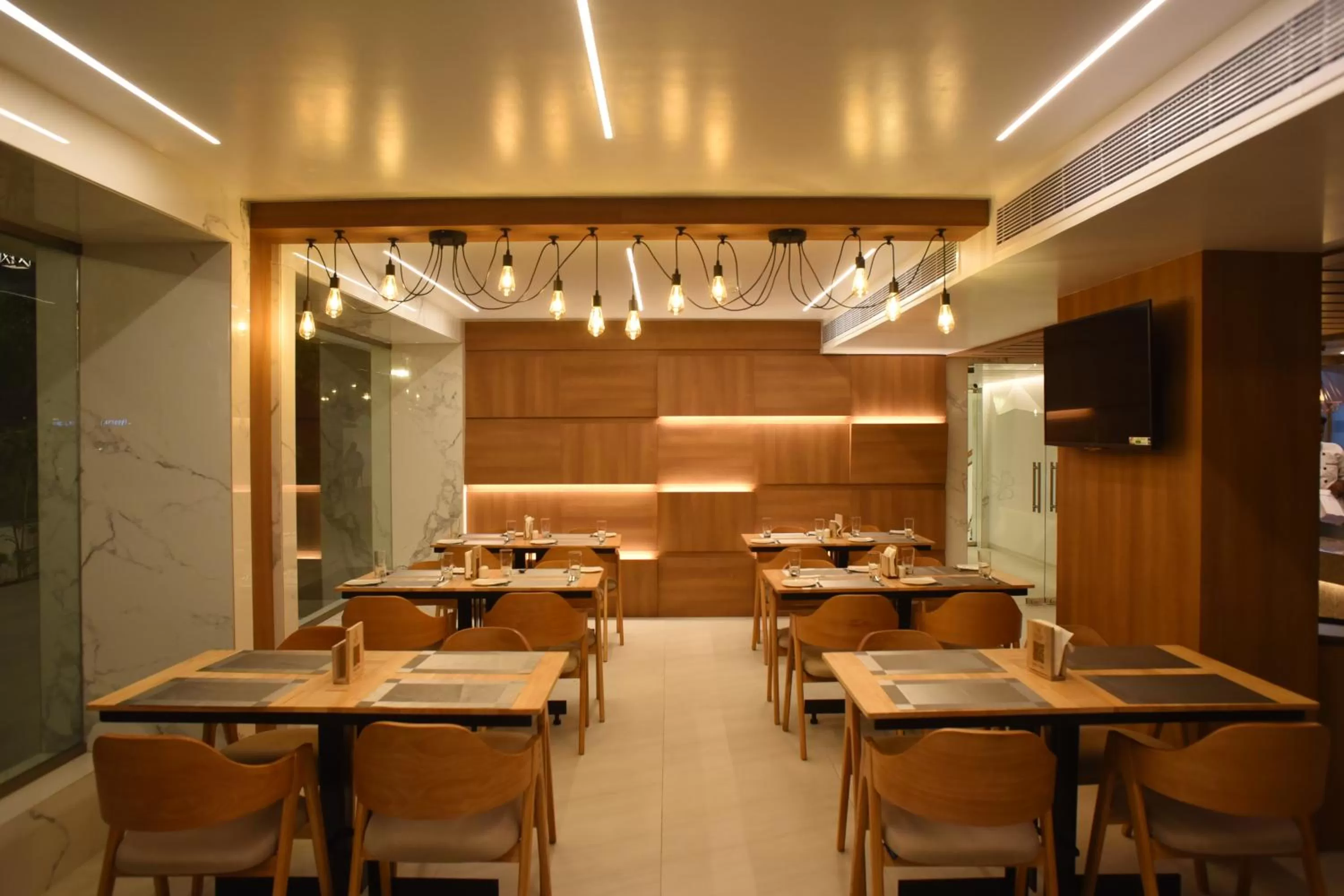 Restaurant/places to eat in RATHNA RESIDENCY - Near US CONSULATE