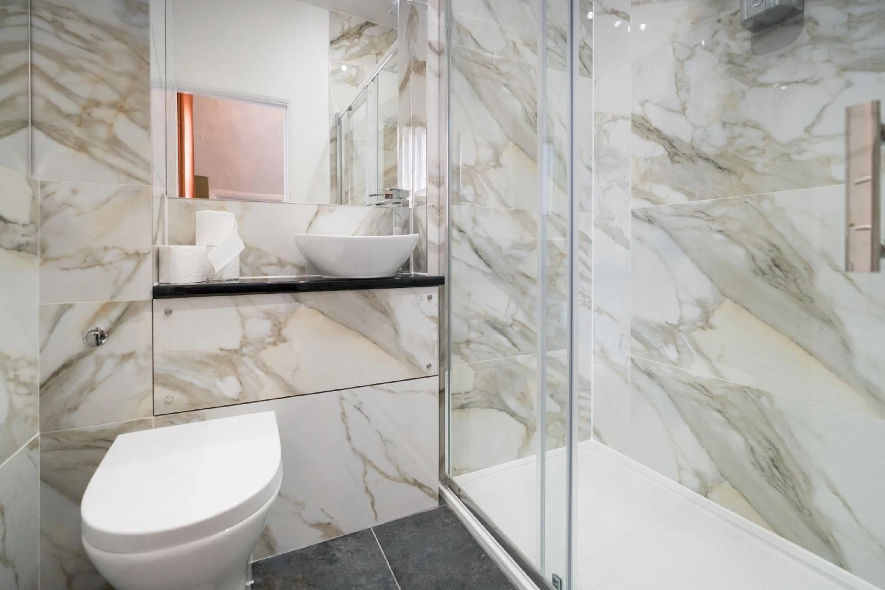 Shower in Tottington Manor Hotel